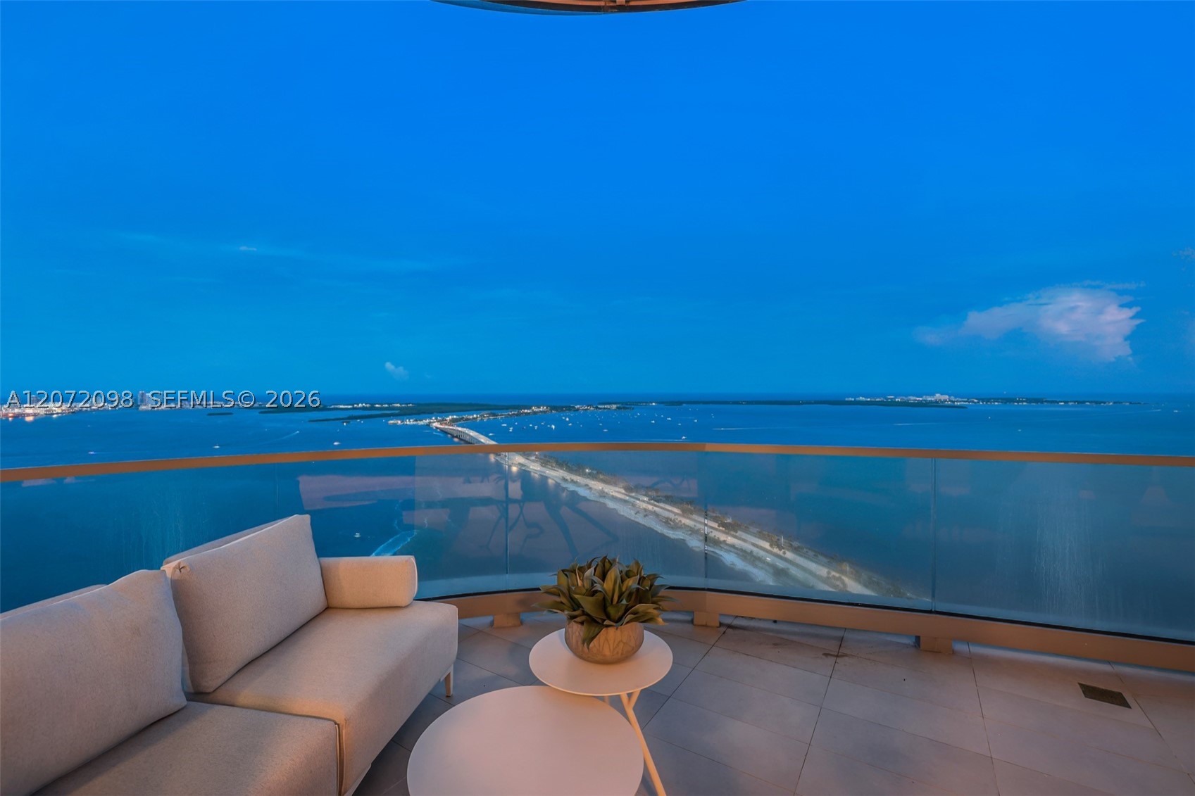 175 SE 25 Road #PH4301, Miami FL 33129