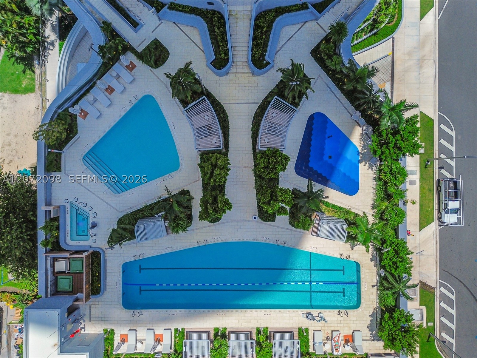 175 SE 25 Road #PH4301, Miami FL 33129