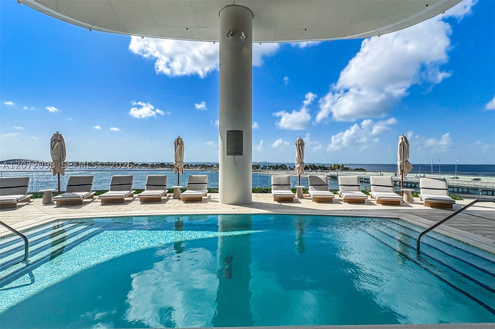175 SE 25 Road #PH4301, Miami FL 33129