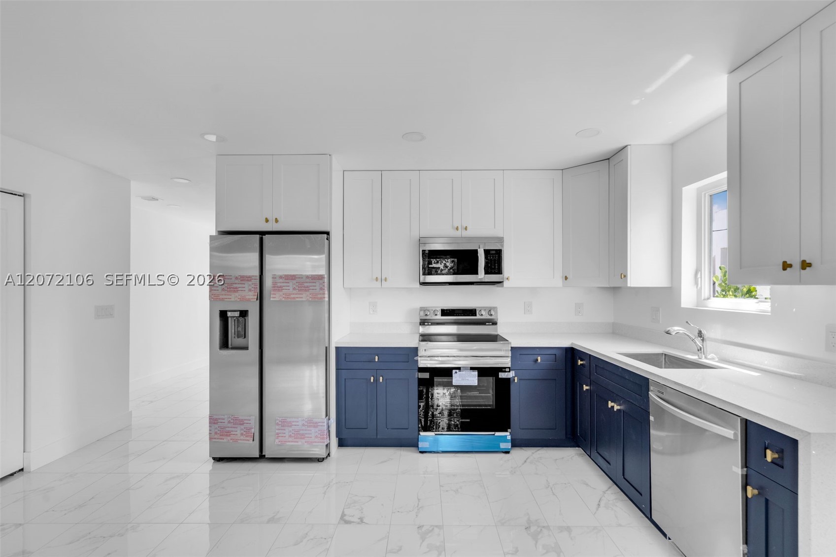 1627 NW 40th St, Miami FL 33142