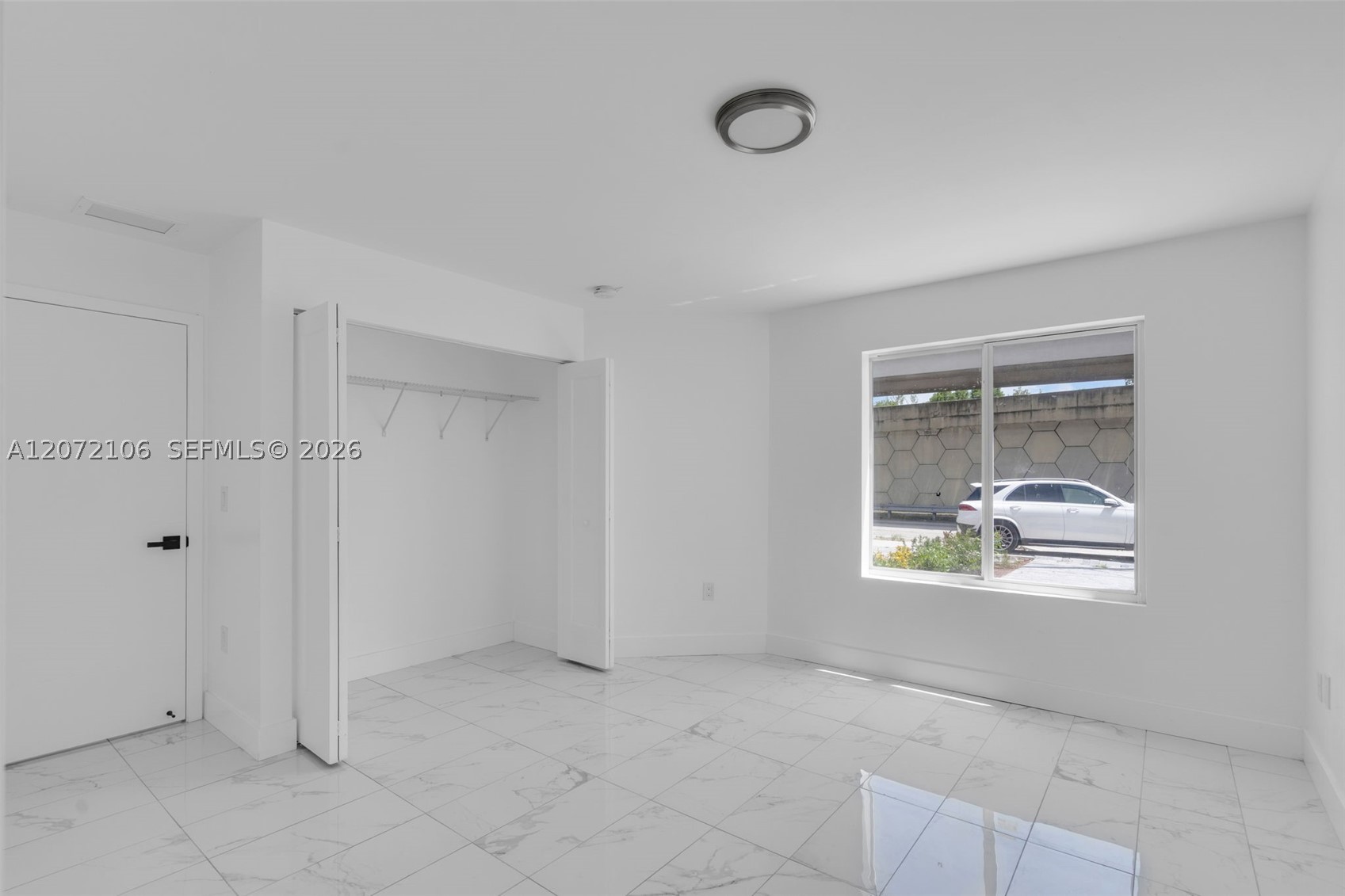 1627 NW 40th St, Miami FL 33142