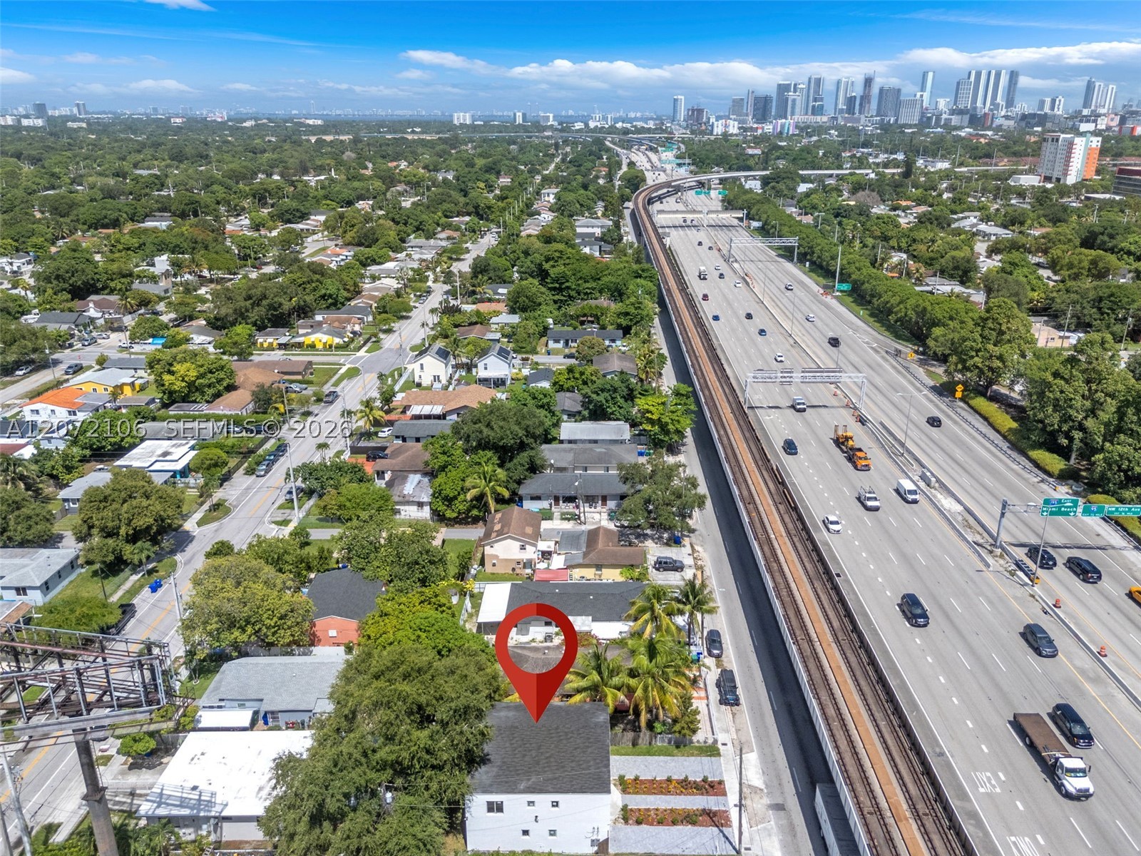 1627 NW 40th St, Miami FL 33142