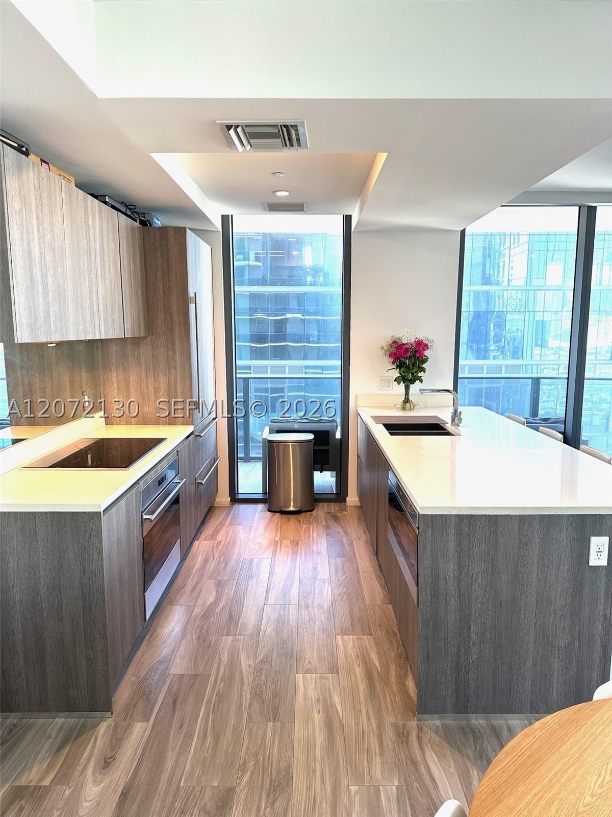 801 S Miami Ave #4305, Miami FL 33130
