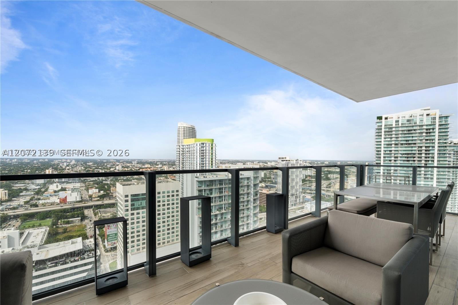 88 SW 7th St #3412, Miami FL 33130
