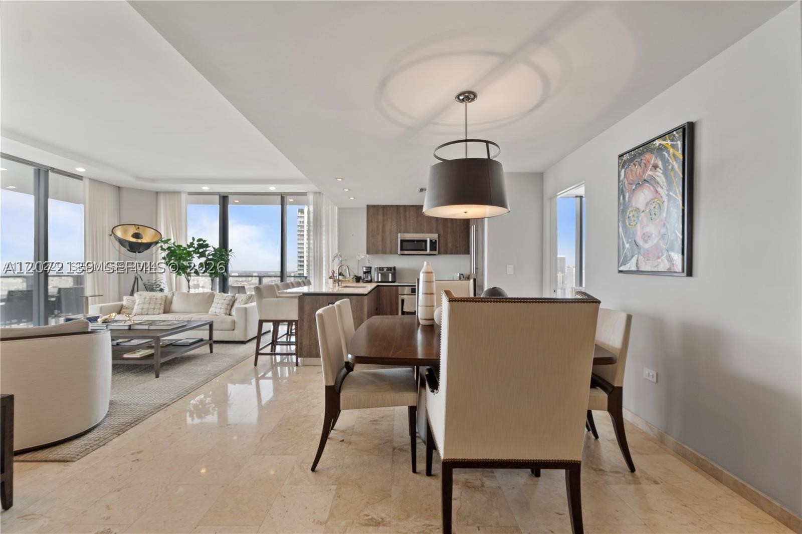 88 SW 7th St #3412, Miami FL 33130