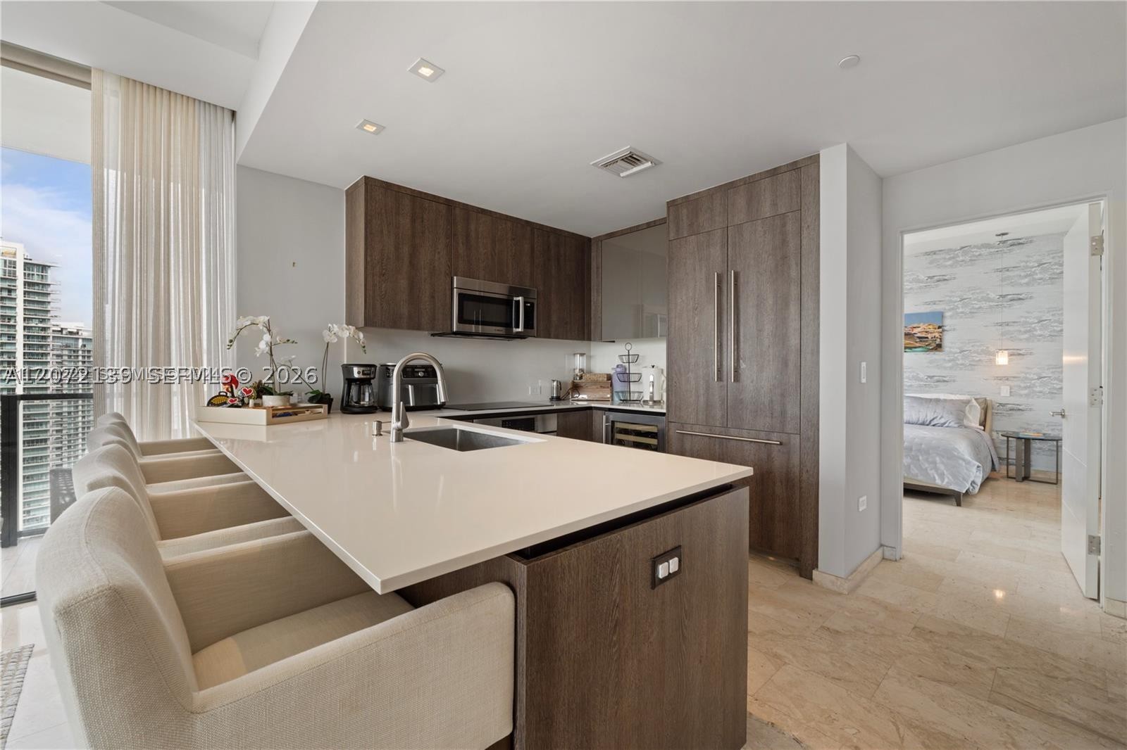 88 SW 7th St #3412, Miami FL 33130