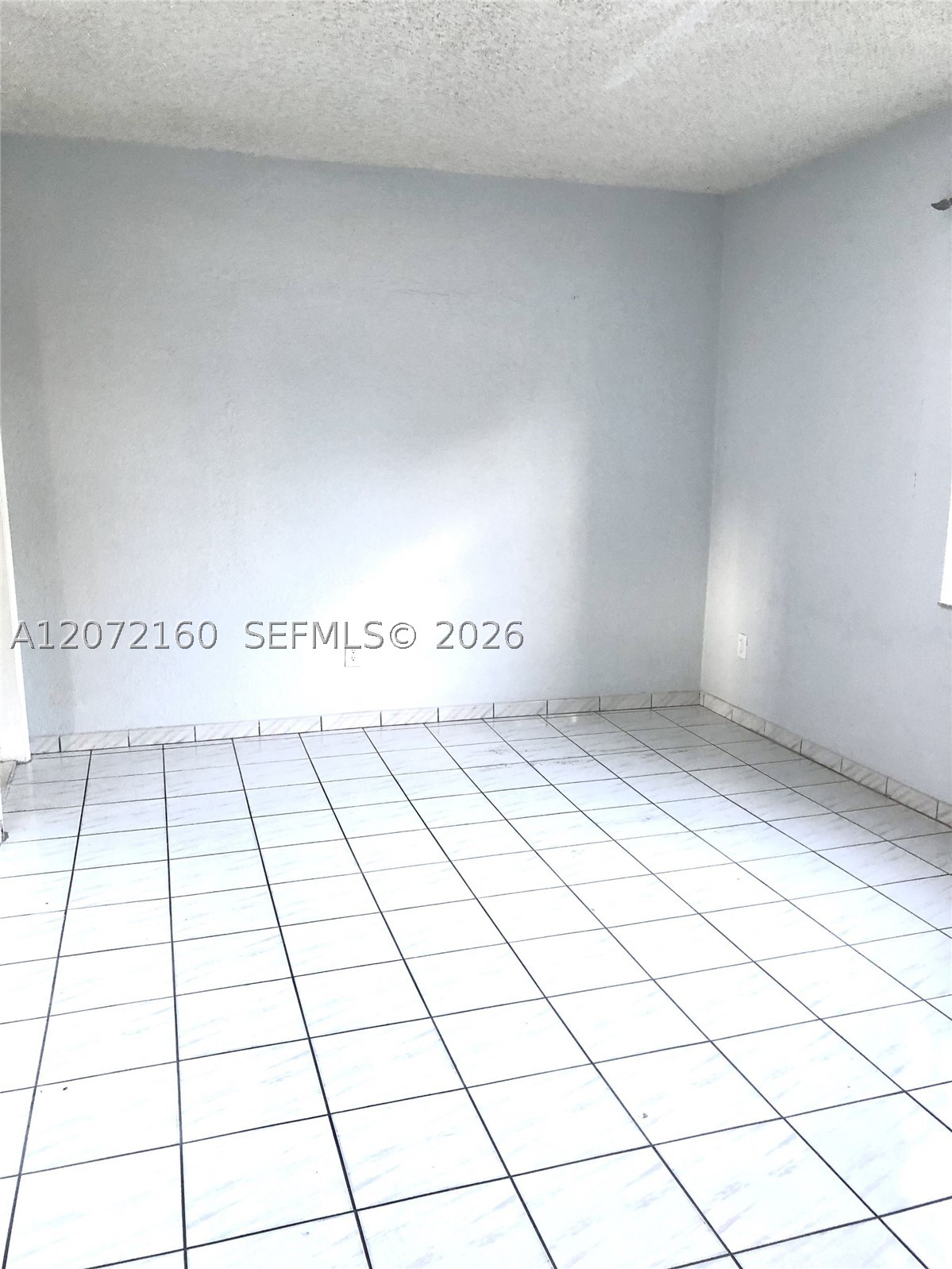 1801 SW 10th St, Miami FL 33135