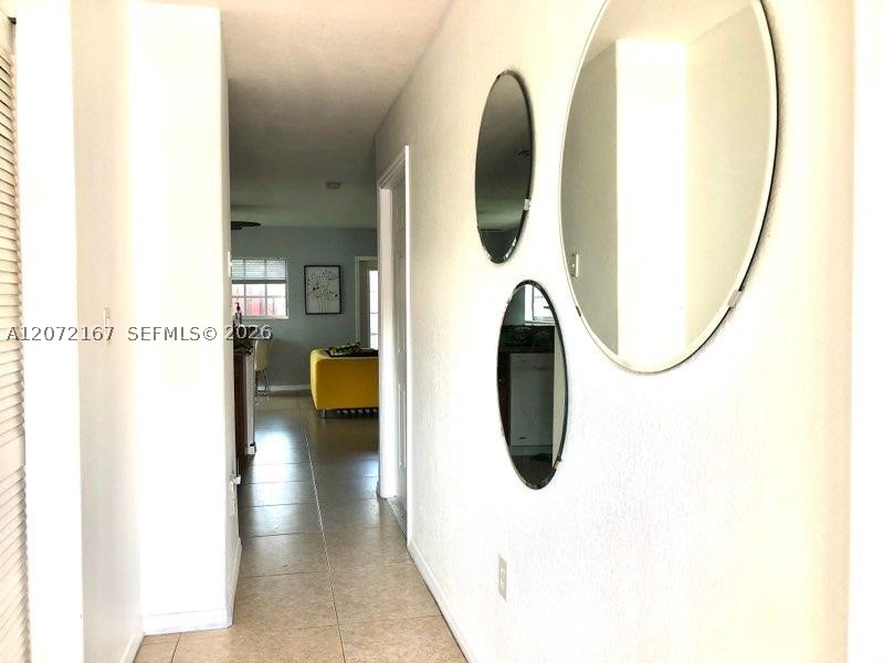 3071 Riverside Dr #11, Coral Springs FL 33065