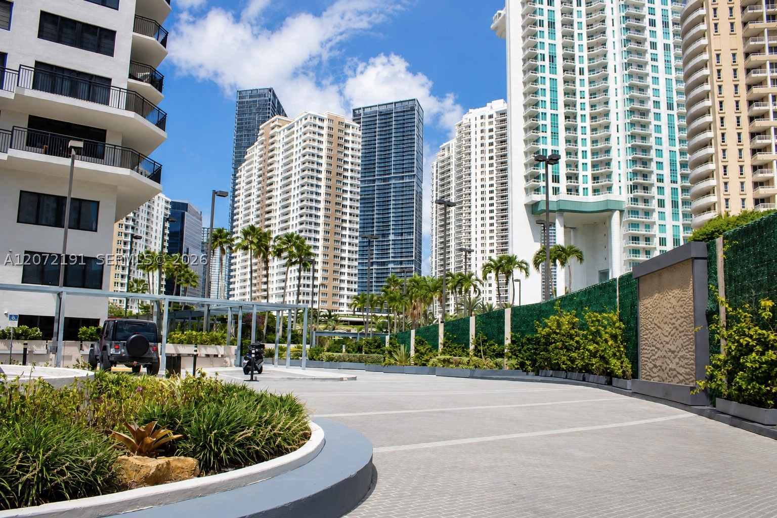 540 Brickell Key Dr #1101, Miami FL 33131