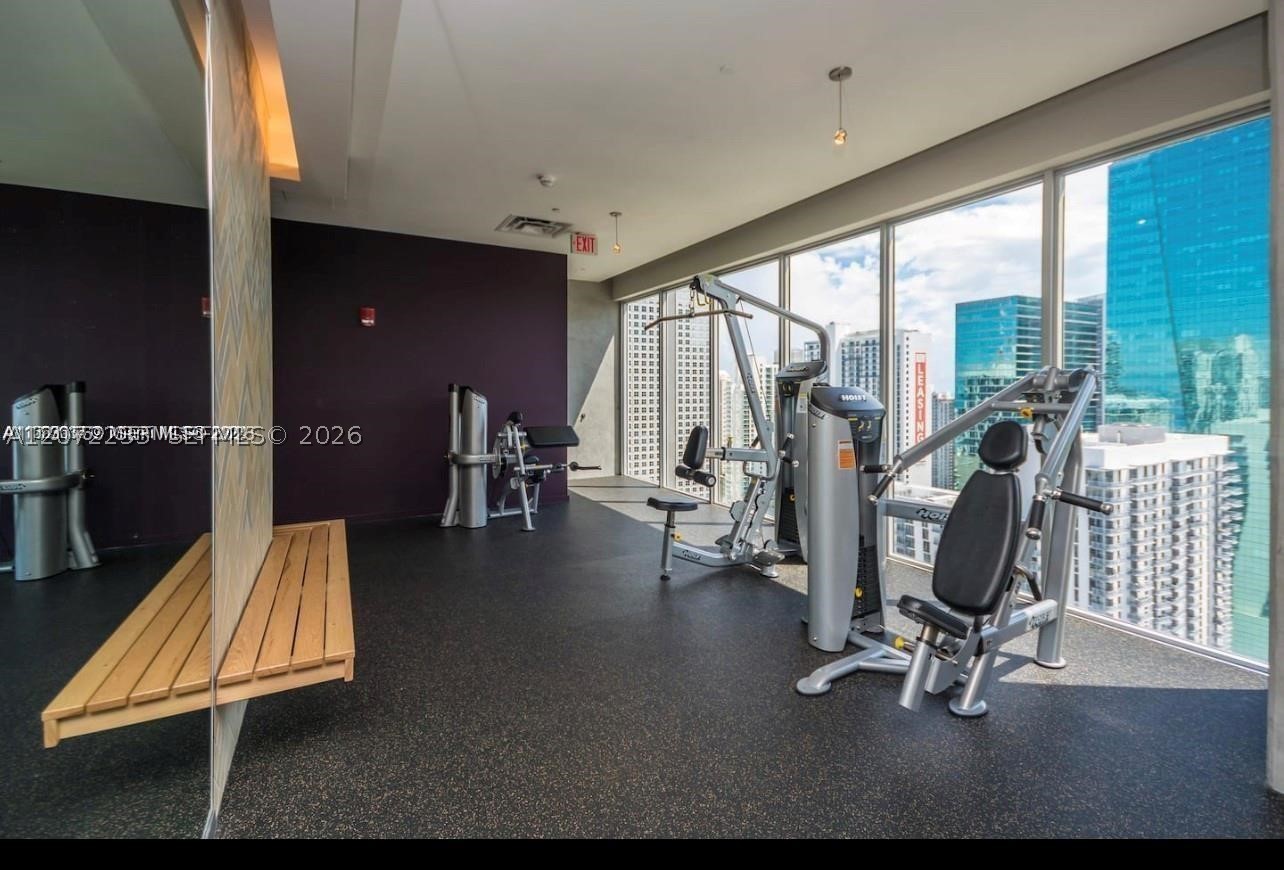 151 SE 1st St #2104, Miami FL 33131