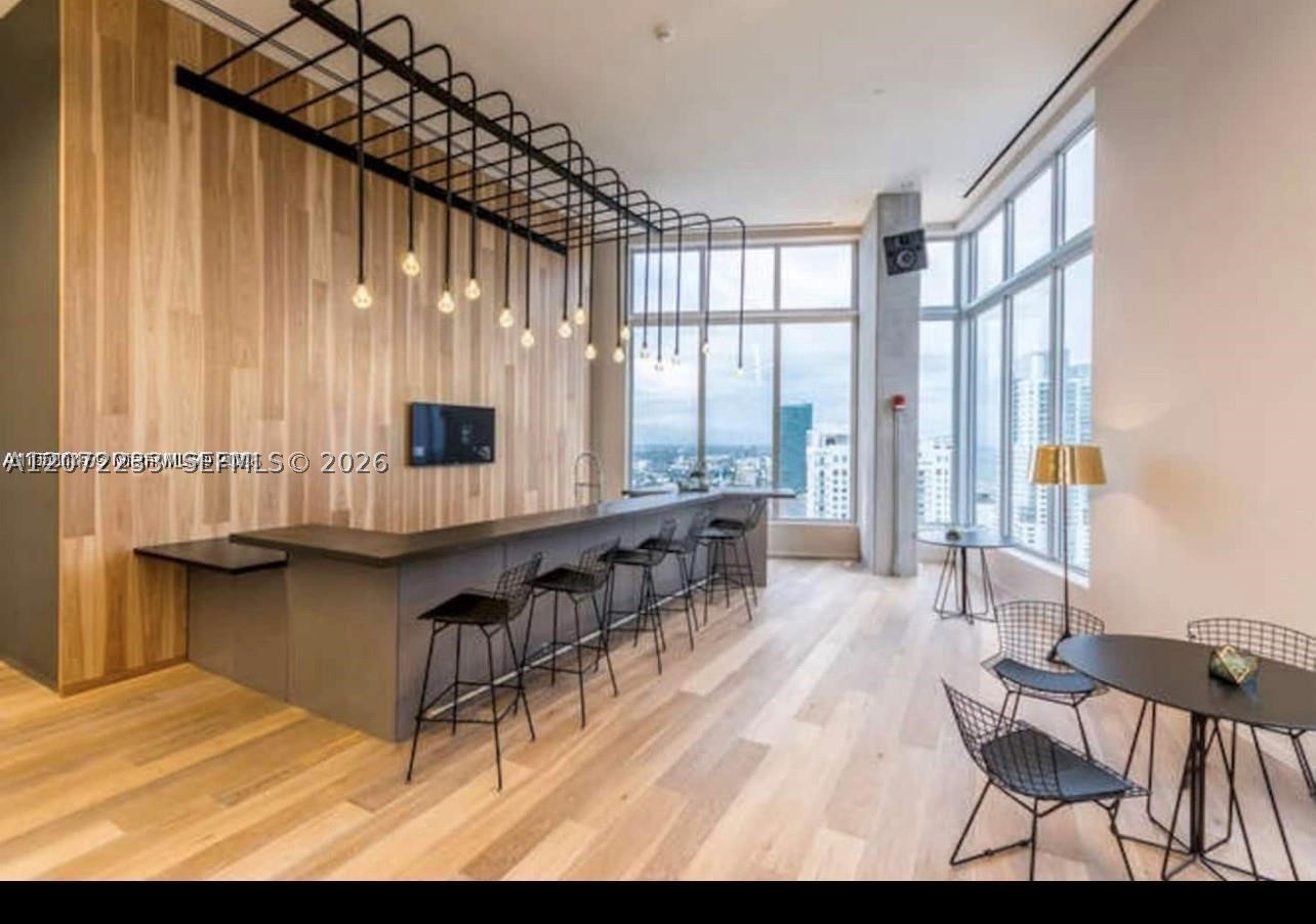 151 SE 1st St #2104, Miami FL 33131