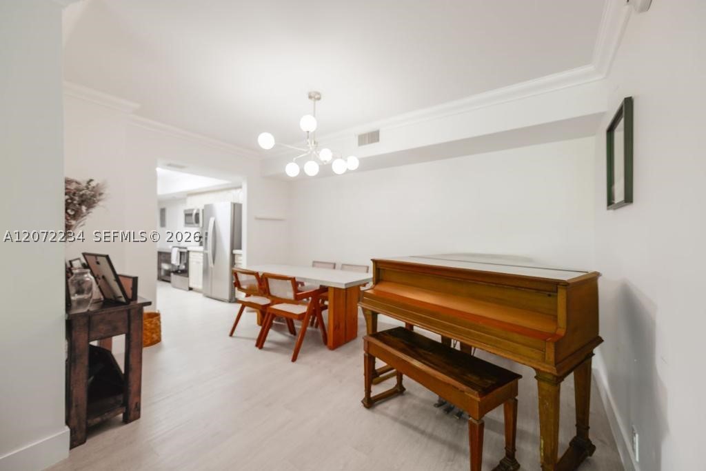 1121 Crandon Blvd #D206, Key Biscayne FL 33149