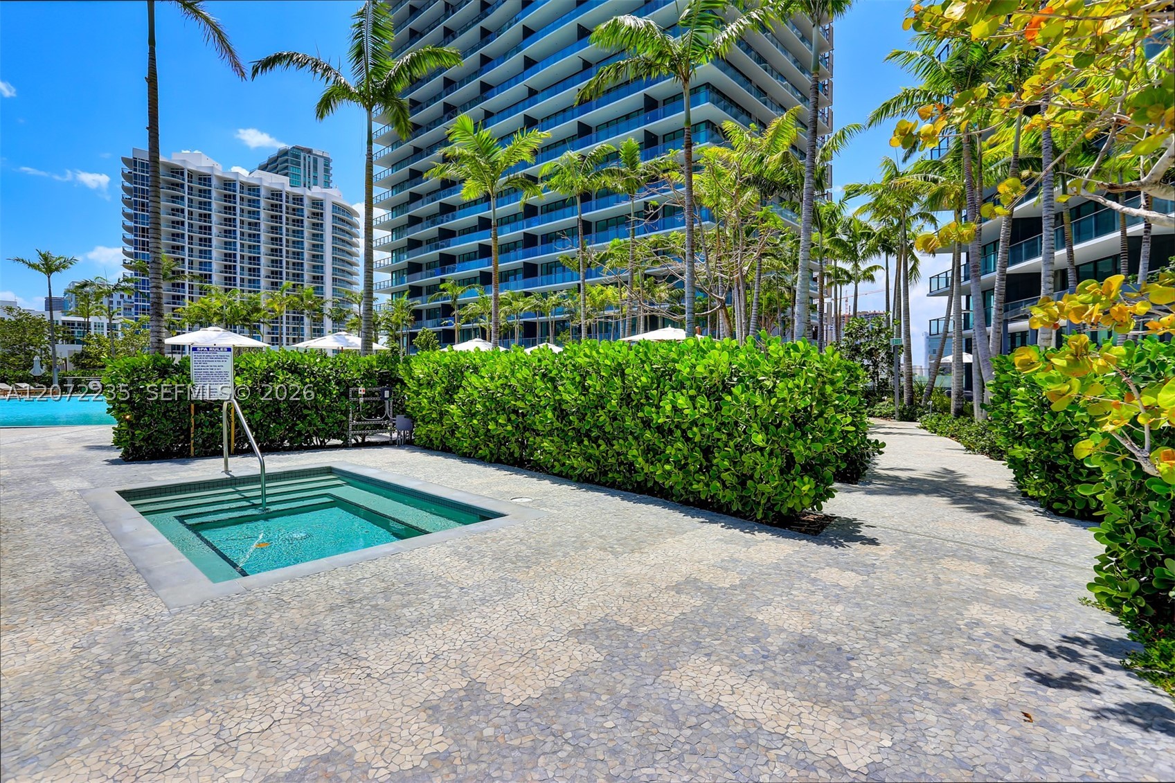 650 NE 32nd St #1502, Miami FL 33137
