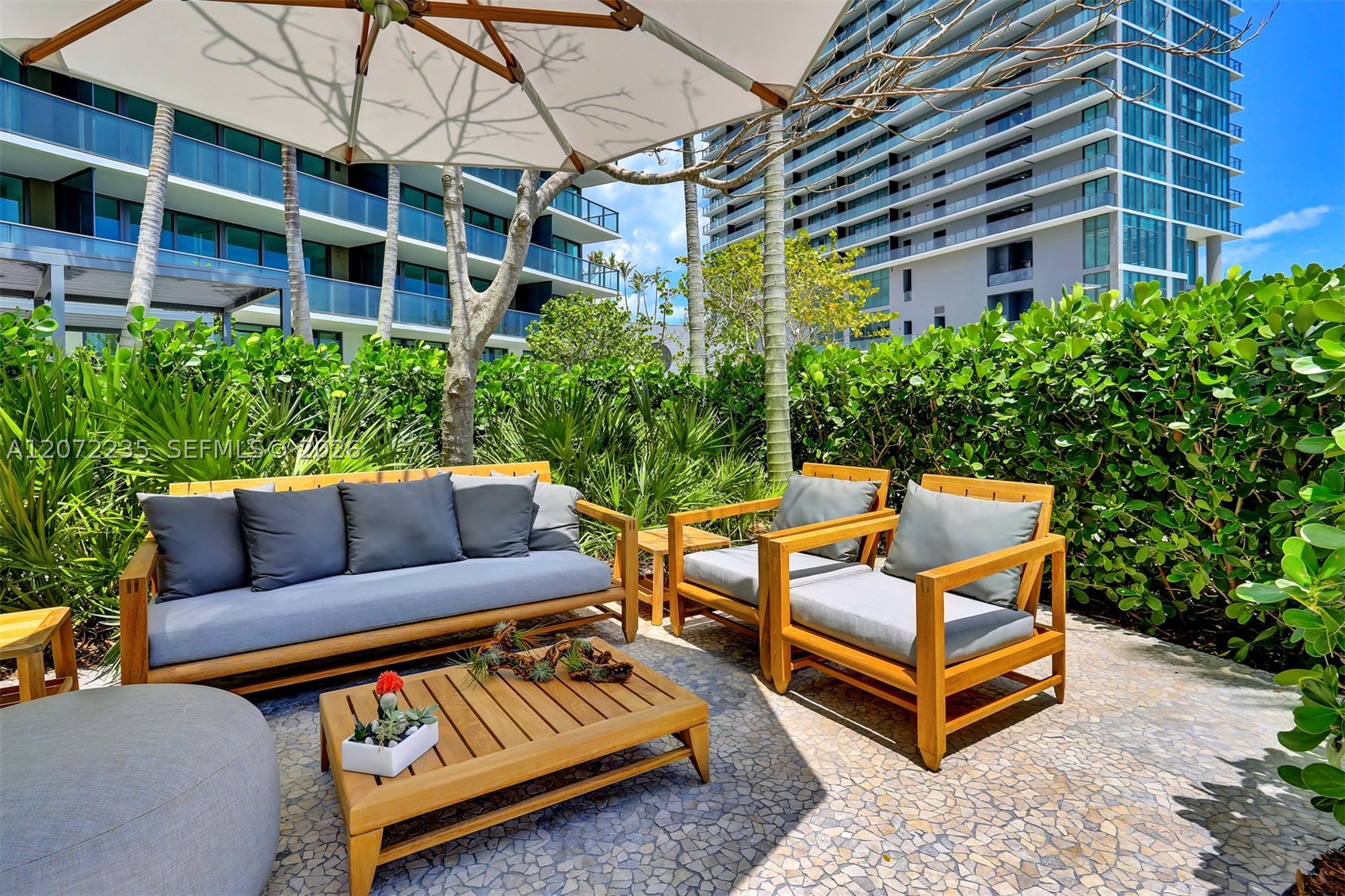 650 NE 32nd St #1502, Miami FL 33137