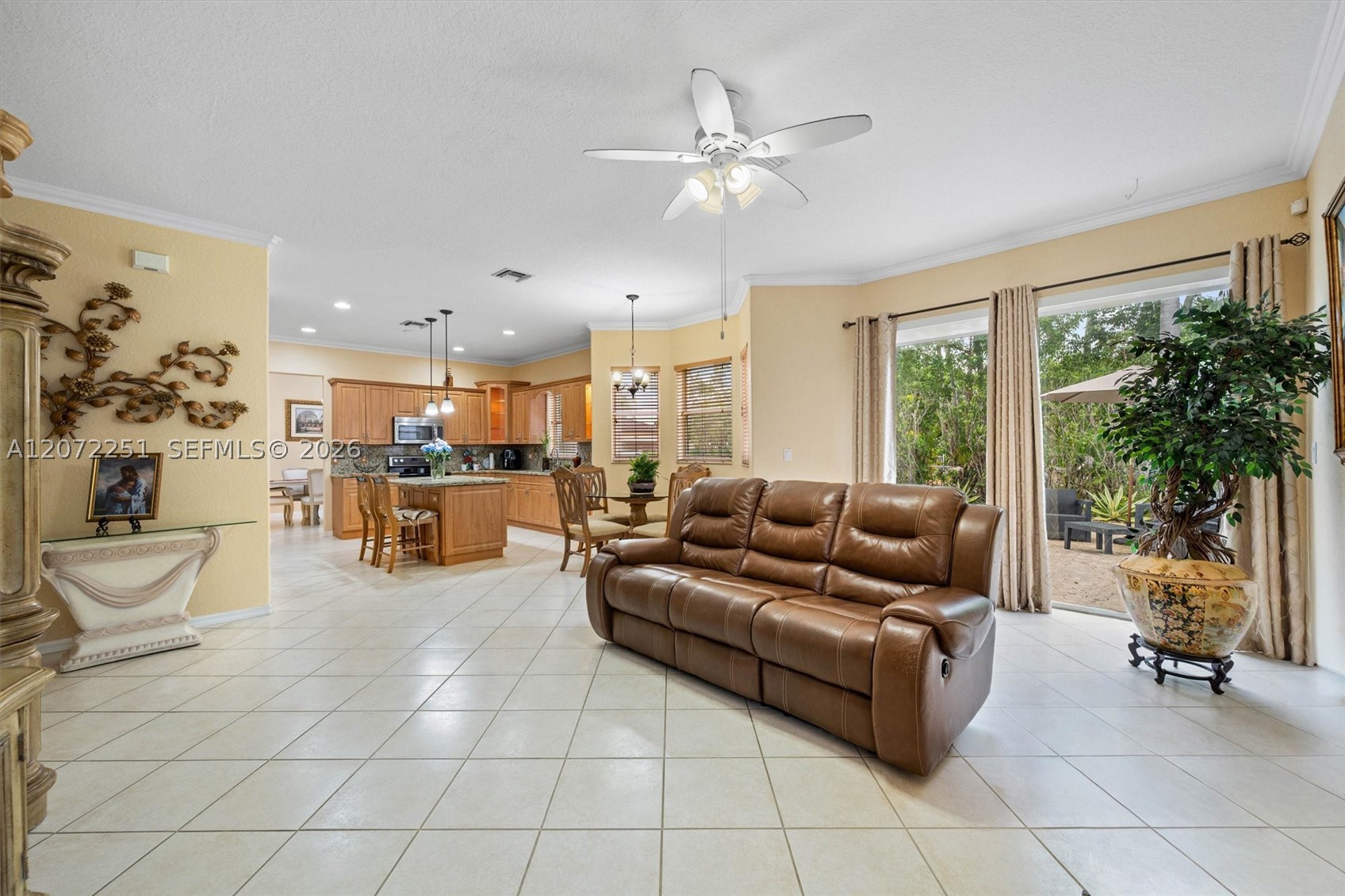 675 SW 159th Ln, Pembroke Pines FL 33027