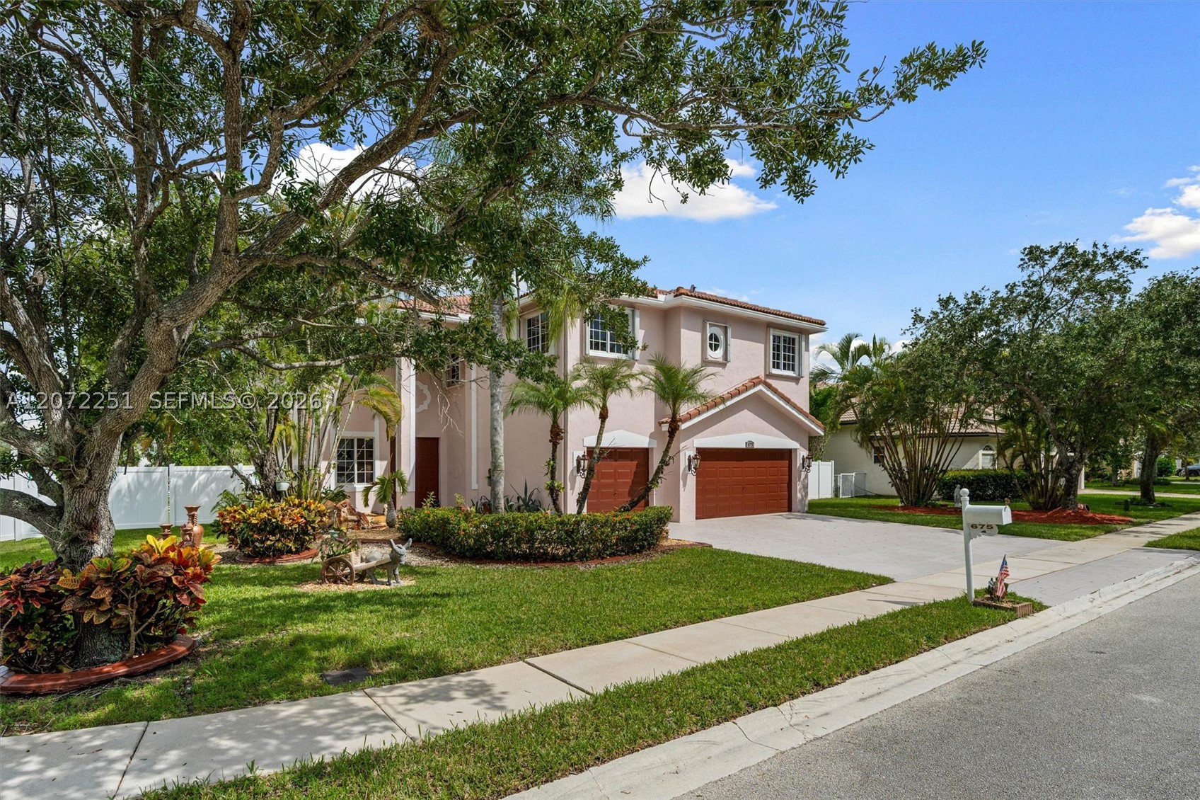 675 SW 159th Ln, Pembroke Pines FL 33027