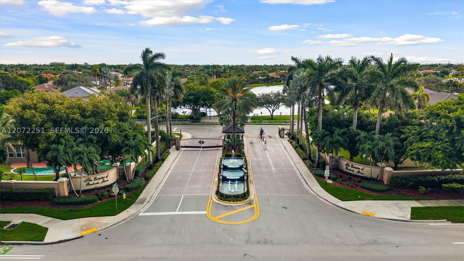 675 SW 159th Ln, Pembroke Pines FL 33027