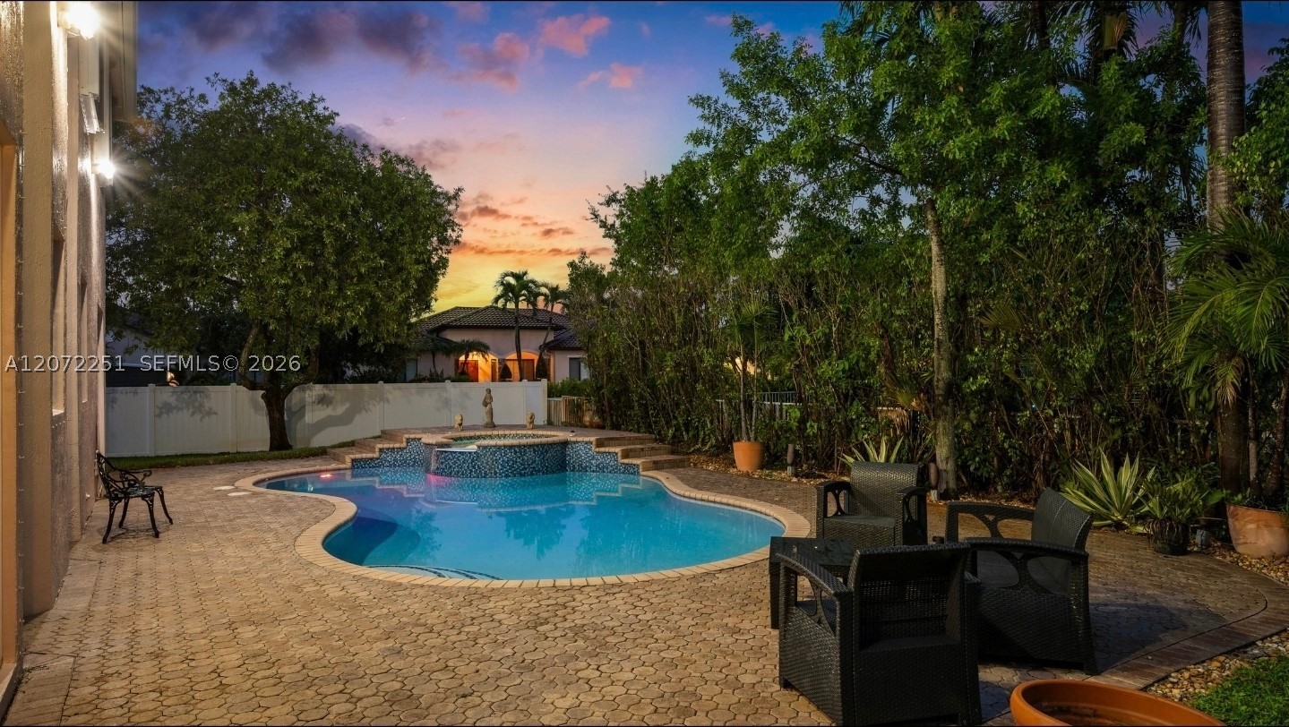 675 SW 159th Ln, Pembroke Pines FL 33027