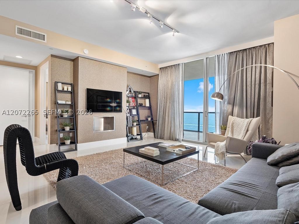 9705 Collins Ave #1804N, Bal Harbour FL 33154