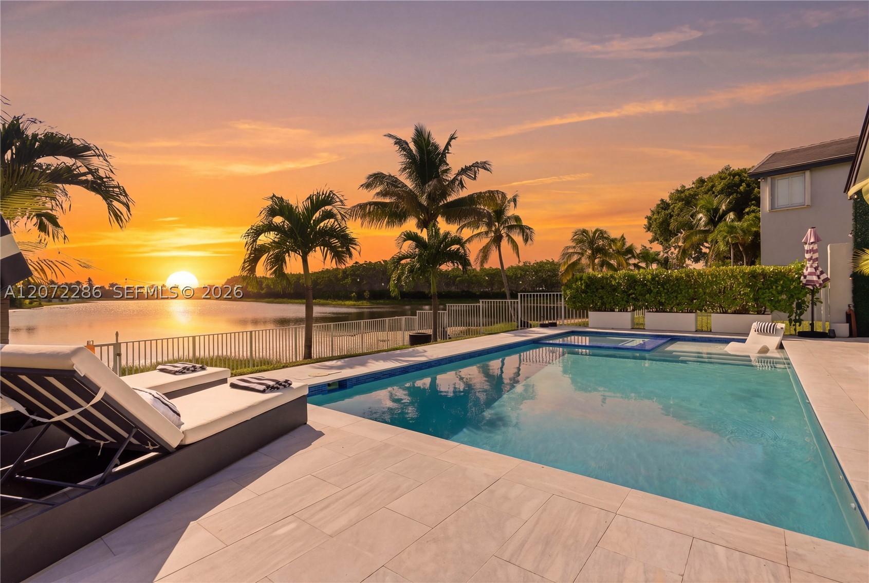 226 SW 180th Ave, Pembroke Pines FL 33029