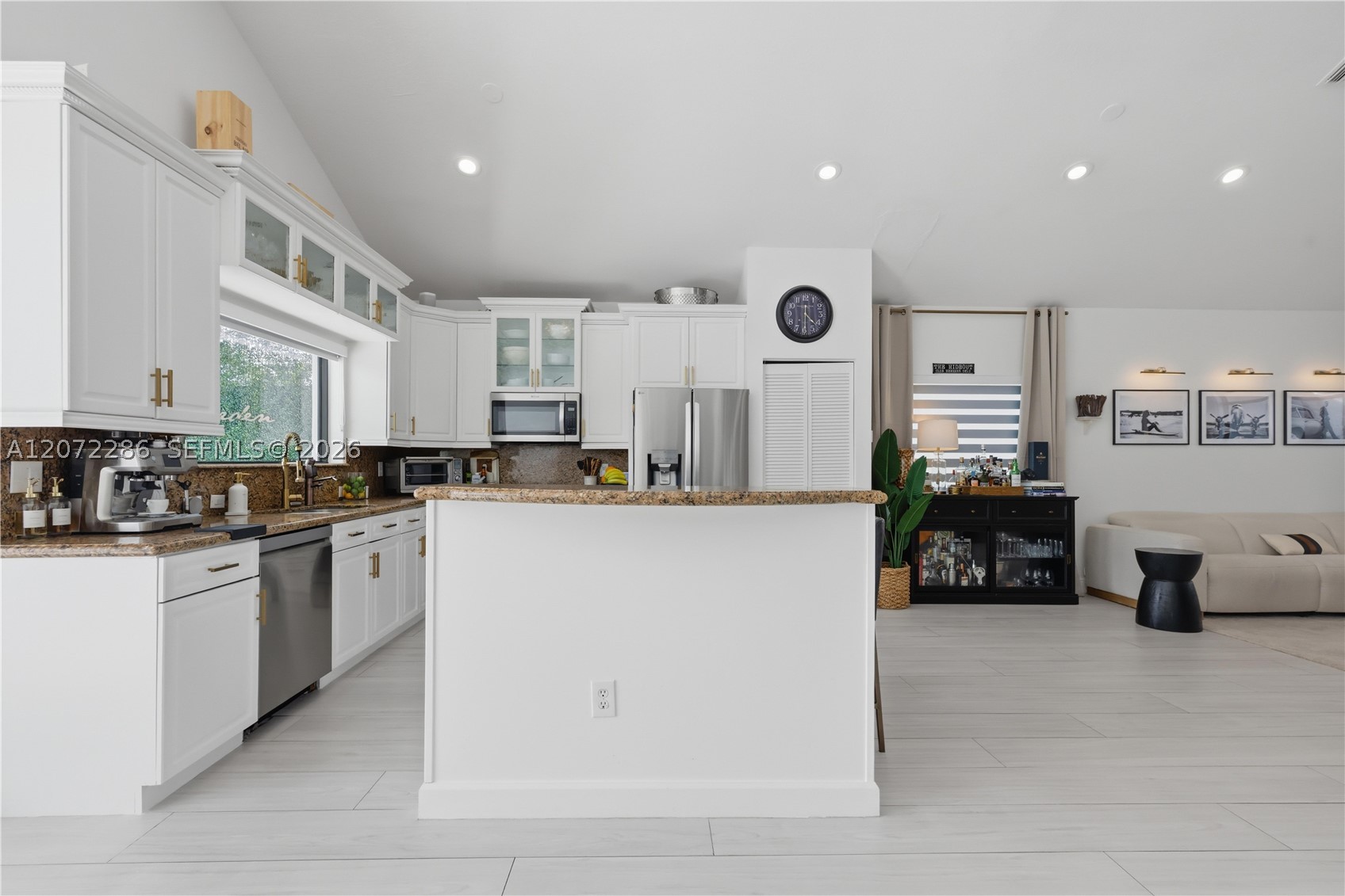 226 SW 180th Ave, Pembroke Pines FL 33029
