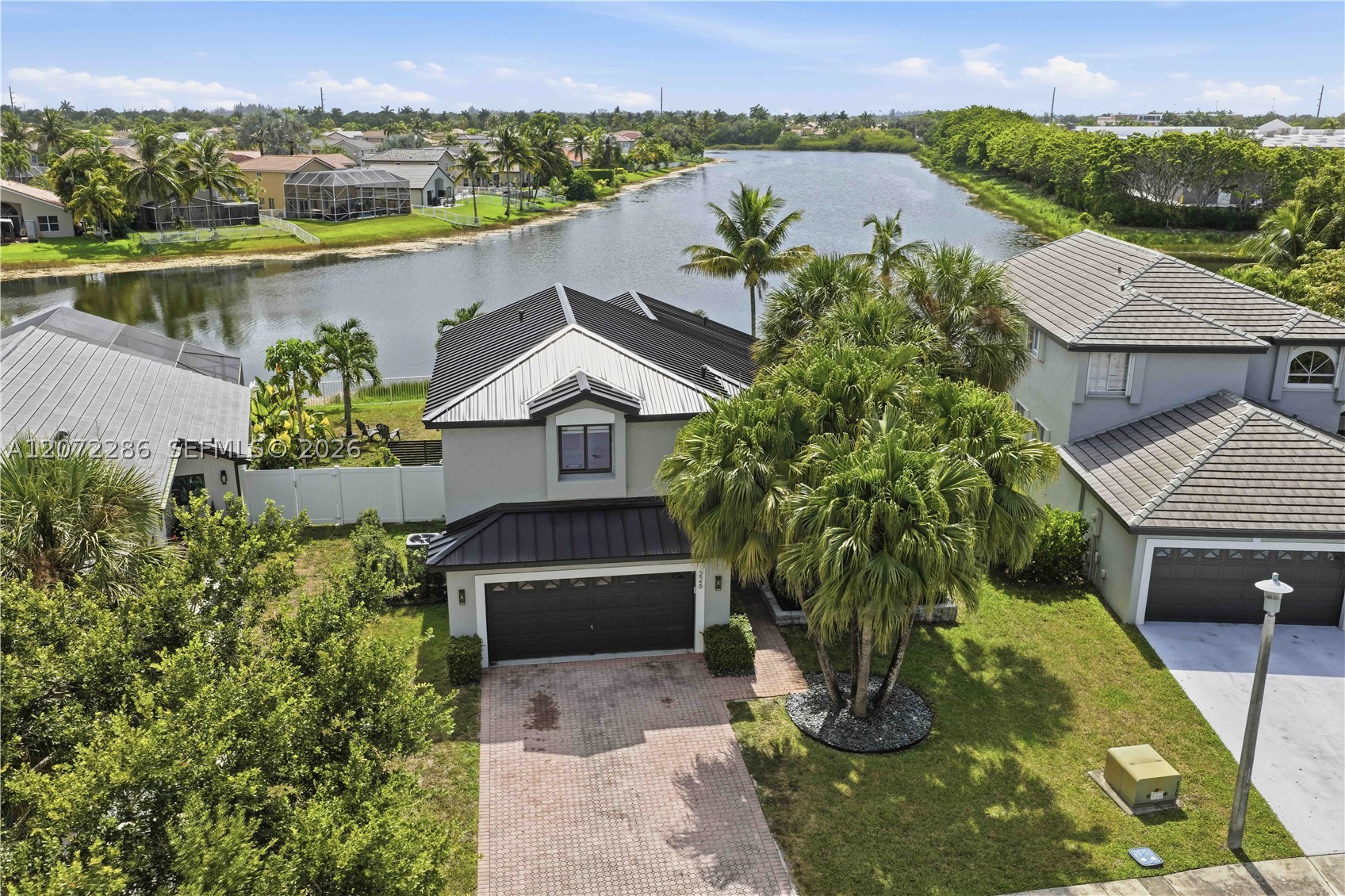 226 SW 180th Ave, Pembroke Pines FL 33029