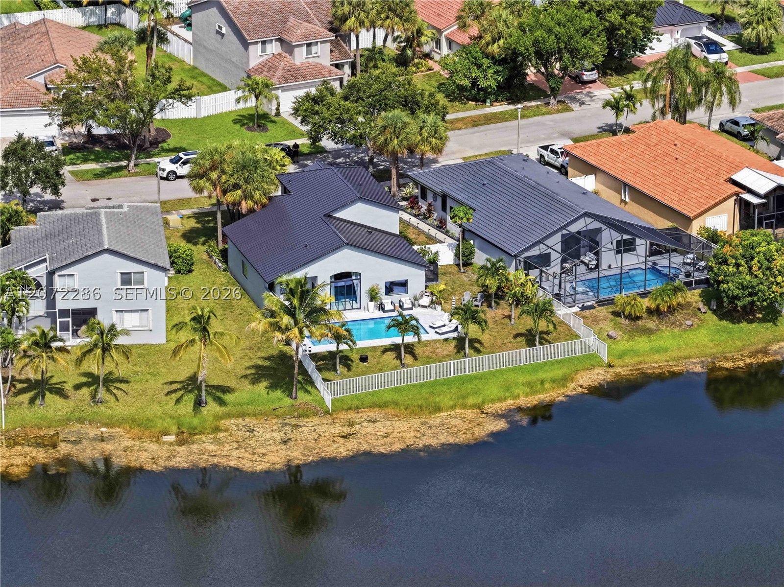 226 SW 180th Ave, Pembroke Pines FL 33029