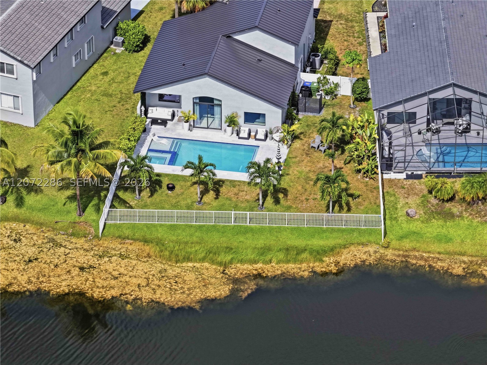 226 SW 180th Ave, Pembroke Pines FL 33029