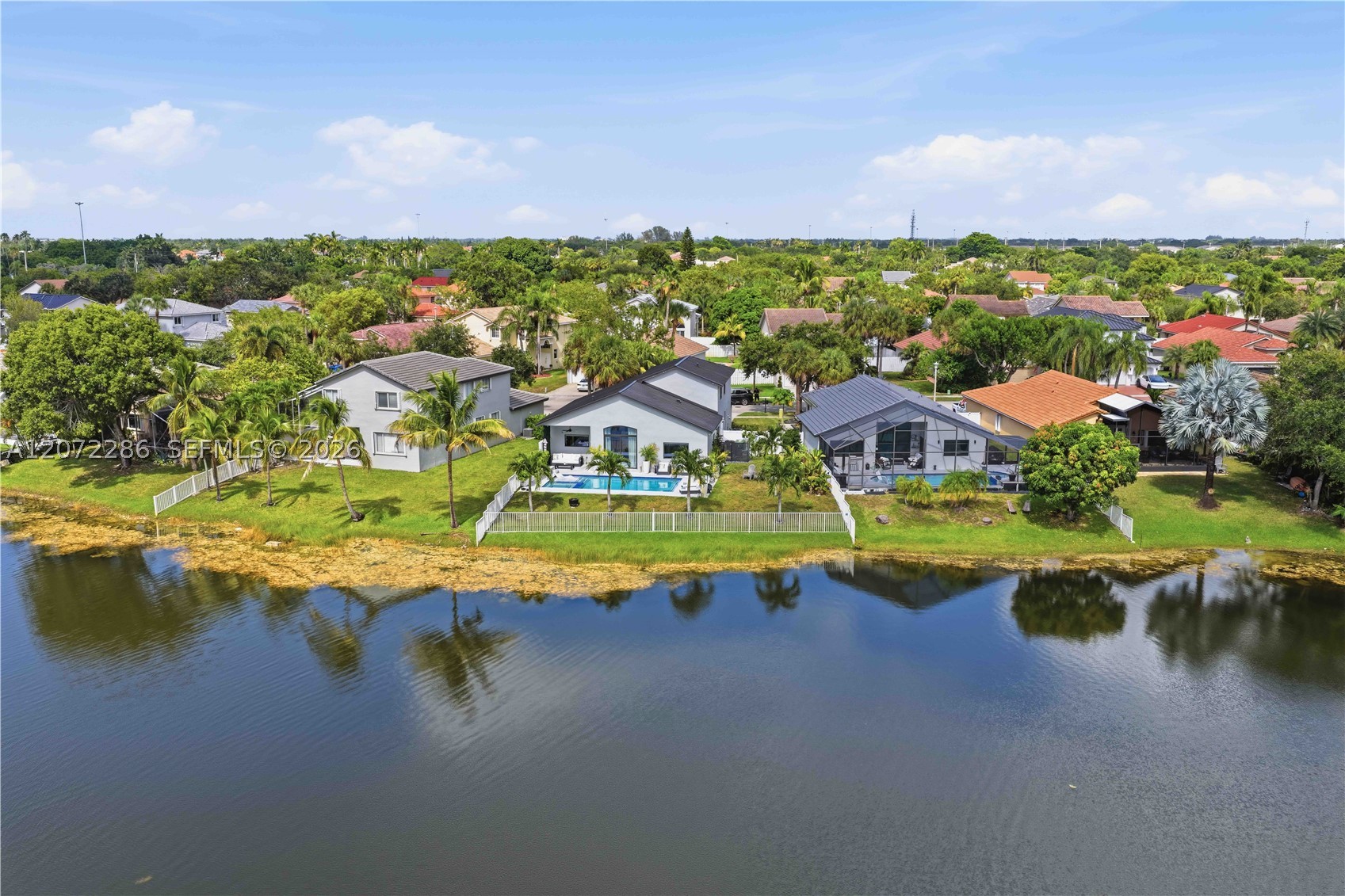 226 SW 180th Ave, Pembroke Pines FL 33029