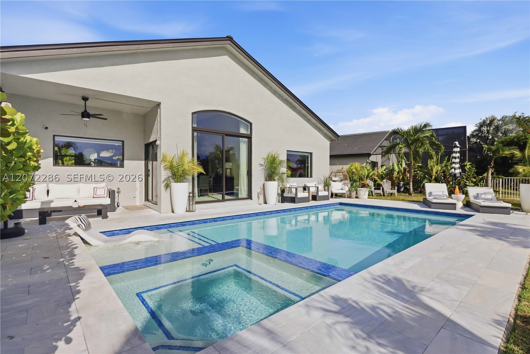 226 SW 180th Ave, Pembroke Pines FL 33029