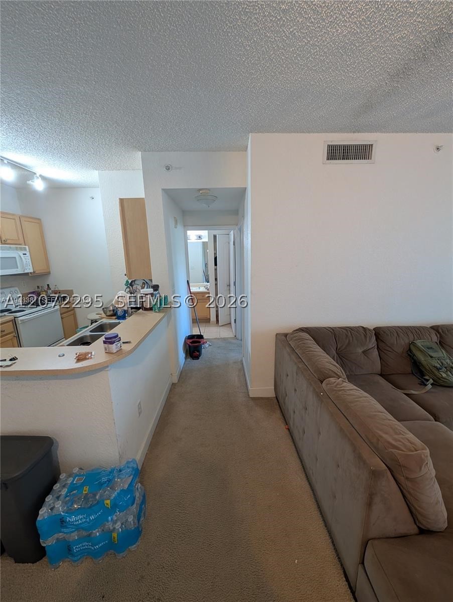 6001 SW 70th St #620, South Miami FL 33143