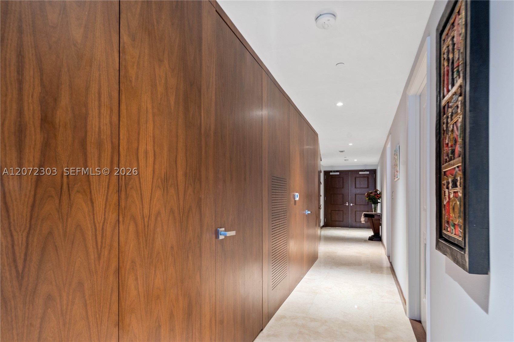 3737 Collins Ave #S-701, Miami Beach FL 33140
