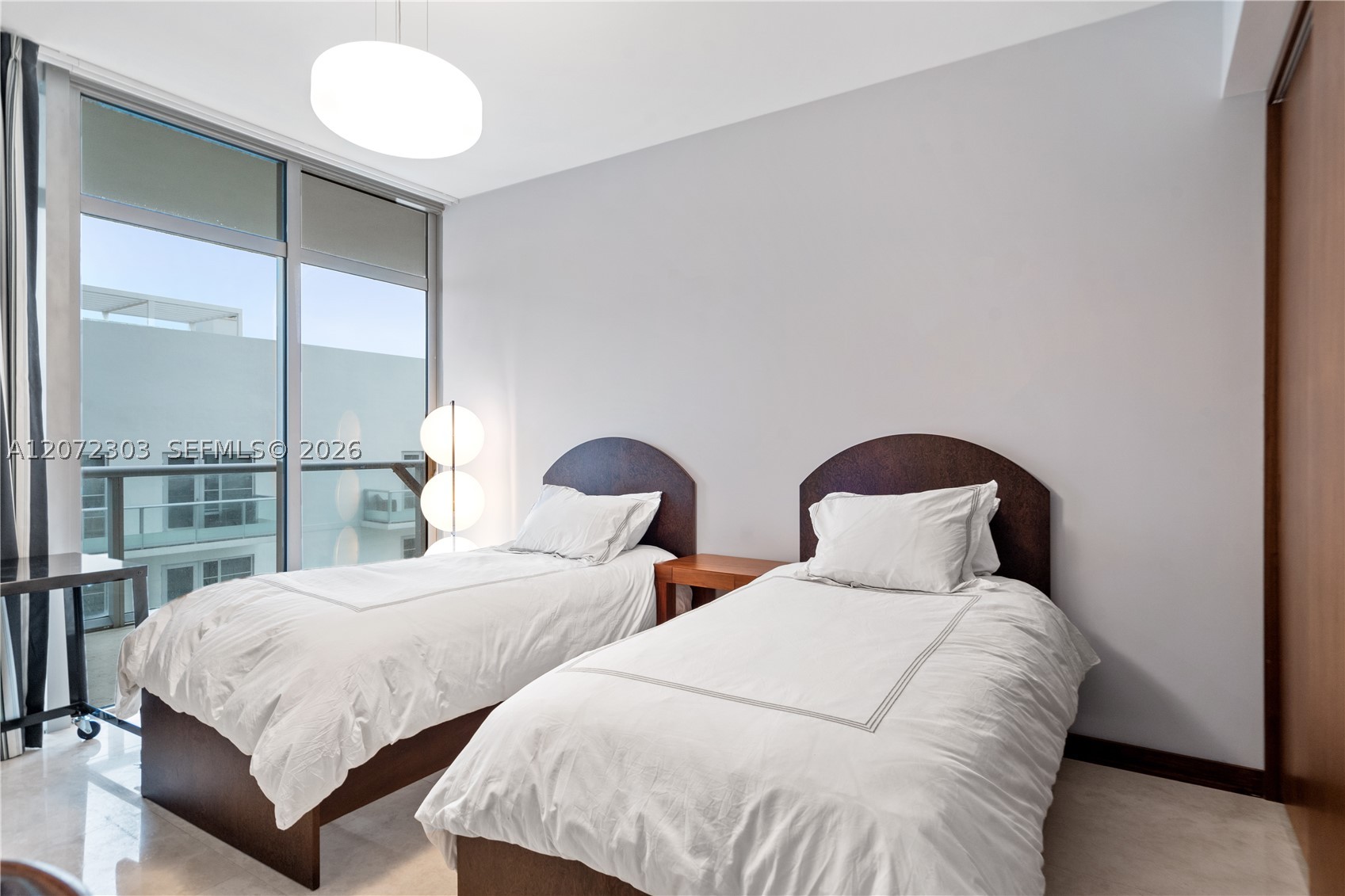 3737 Collins Ave #S-701, Miami Beach FL 33140