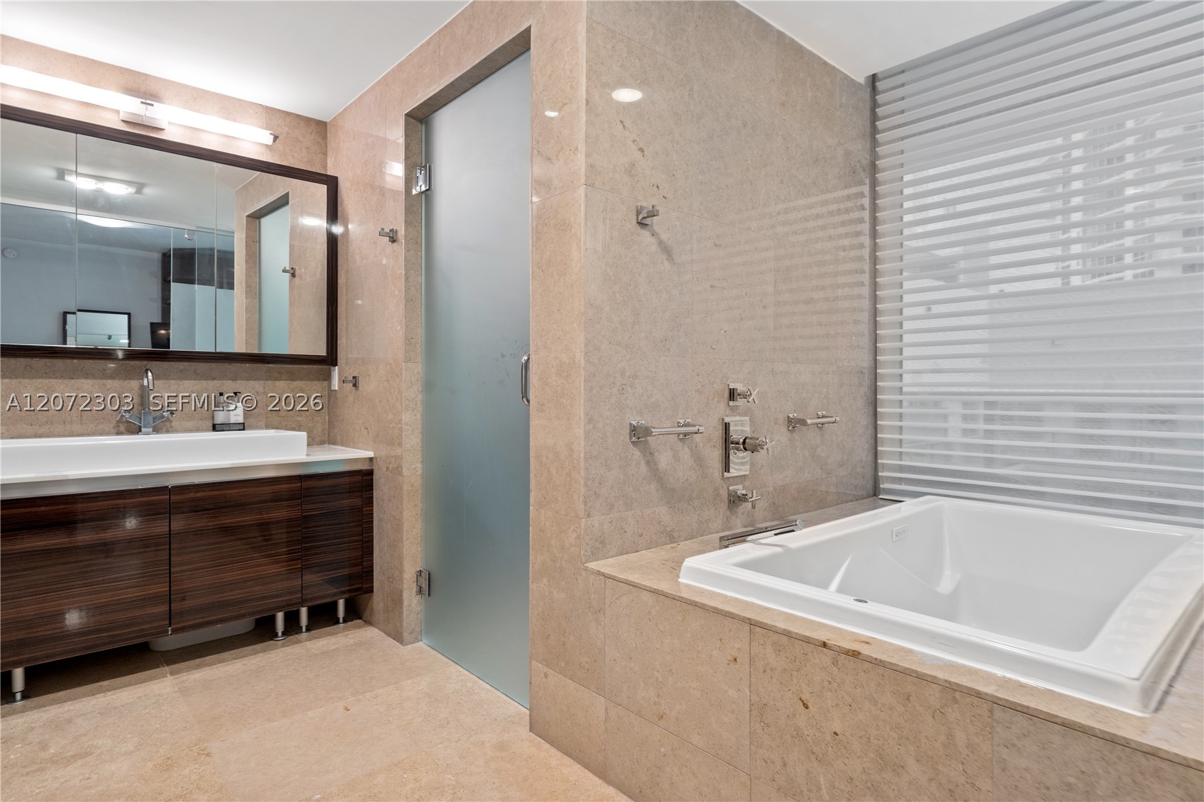 3737 Collins Ave #S-701, Miami Beach FL 33140