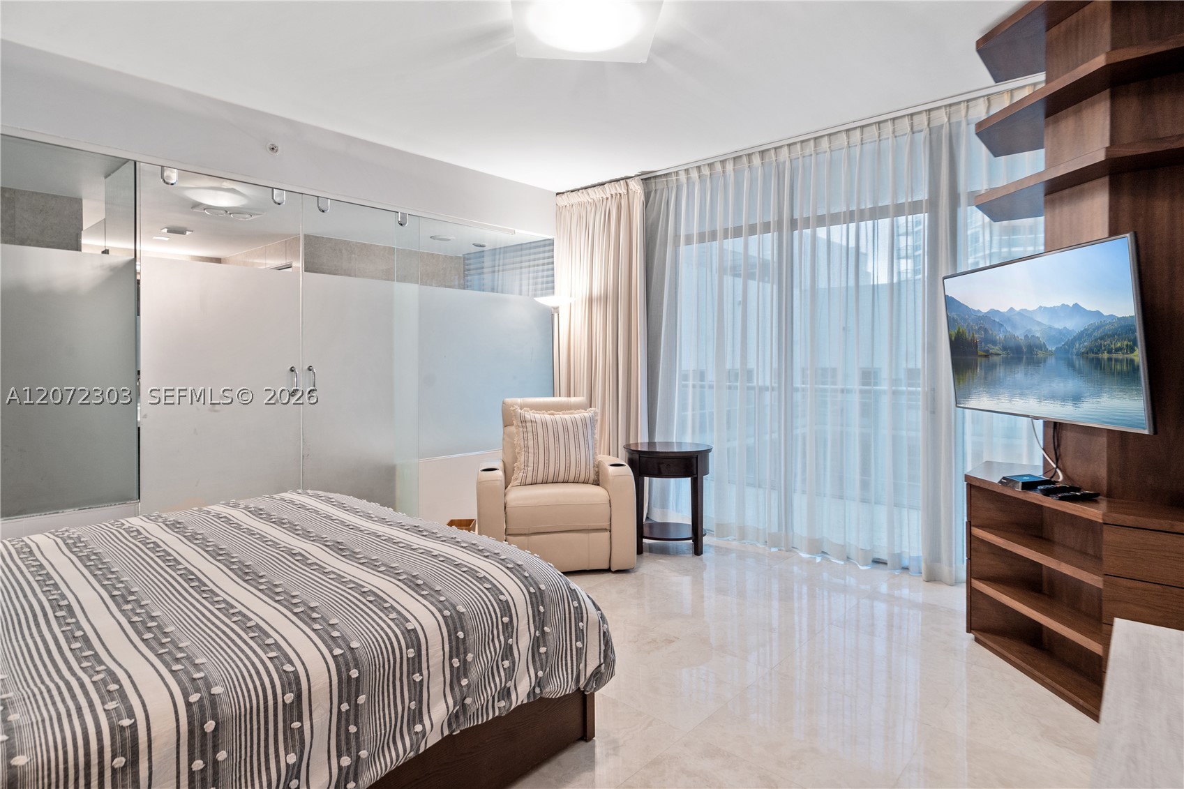 3737 Collins Ave #S-701, Miami Beach FL 33140