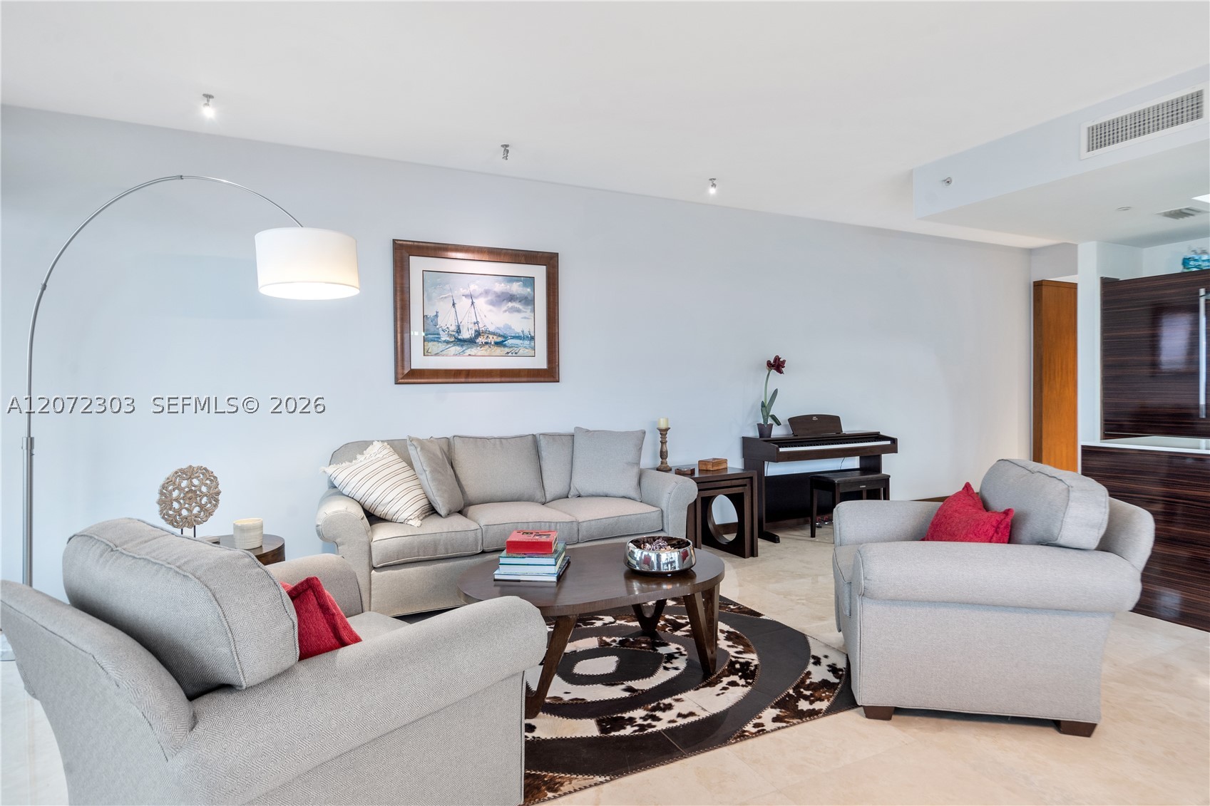 3737 Collins Ave #S-701, Miami Beach FL 33140