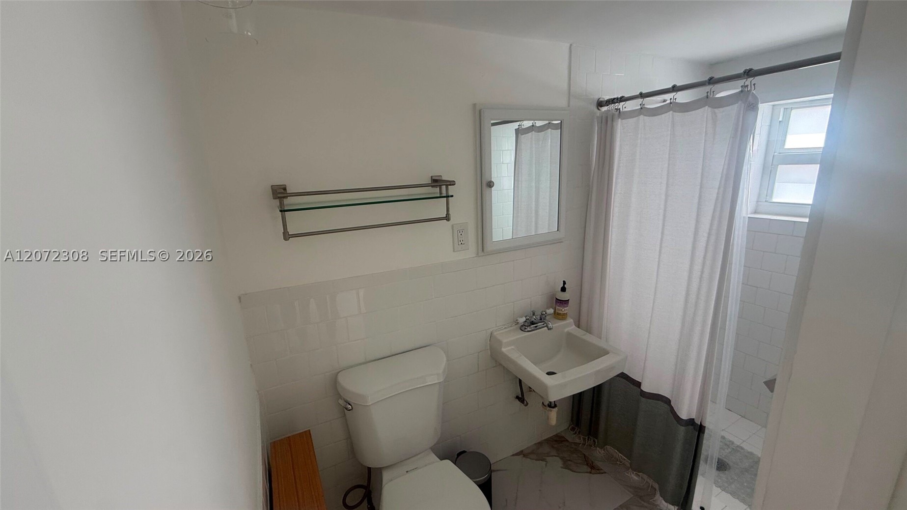 52 NE 51st St, Miami FL 33137