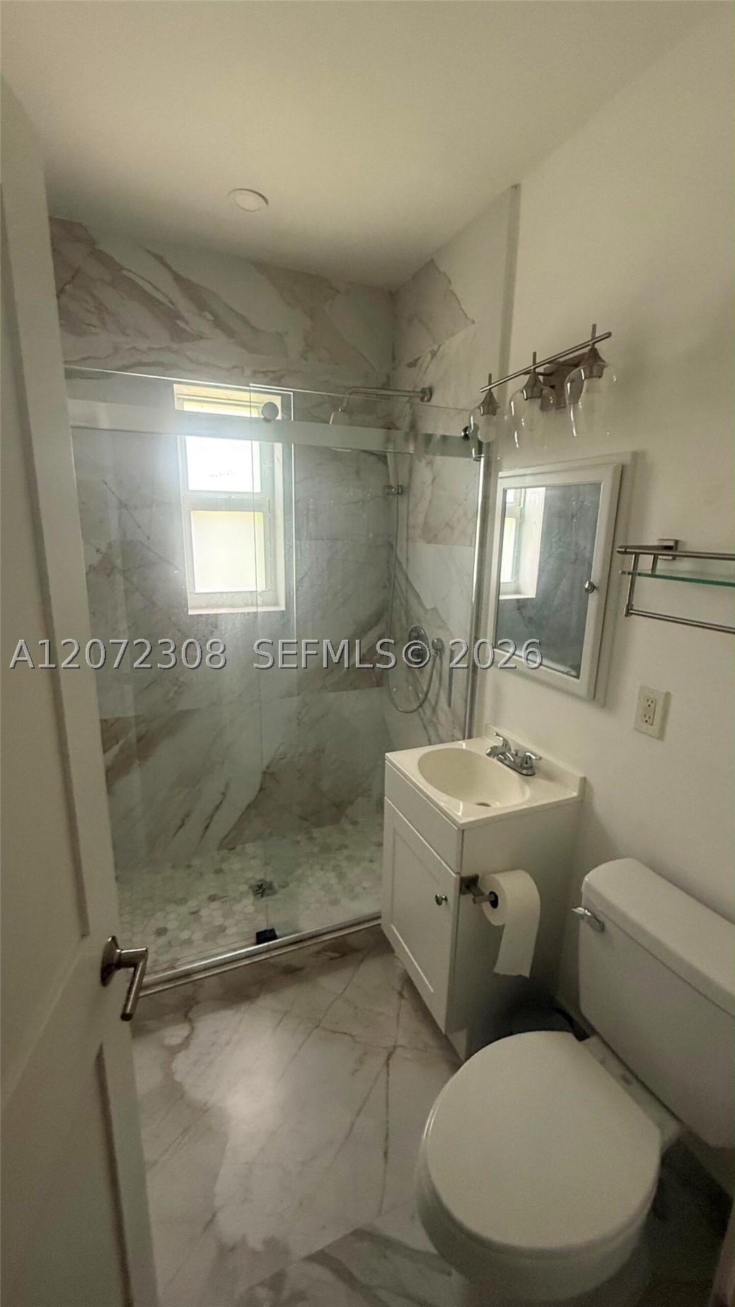52 NE 51st St, Miami FL 33137