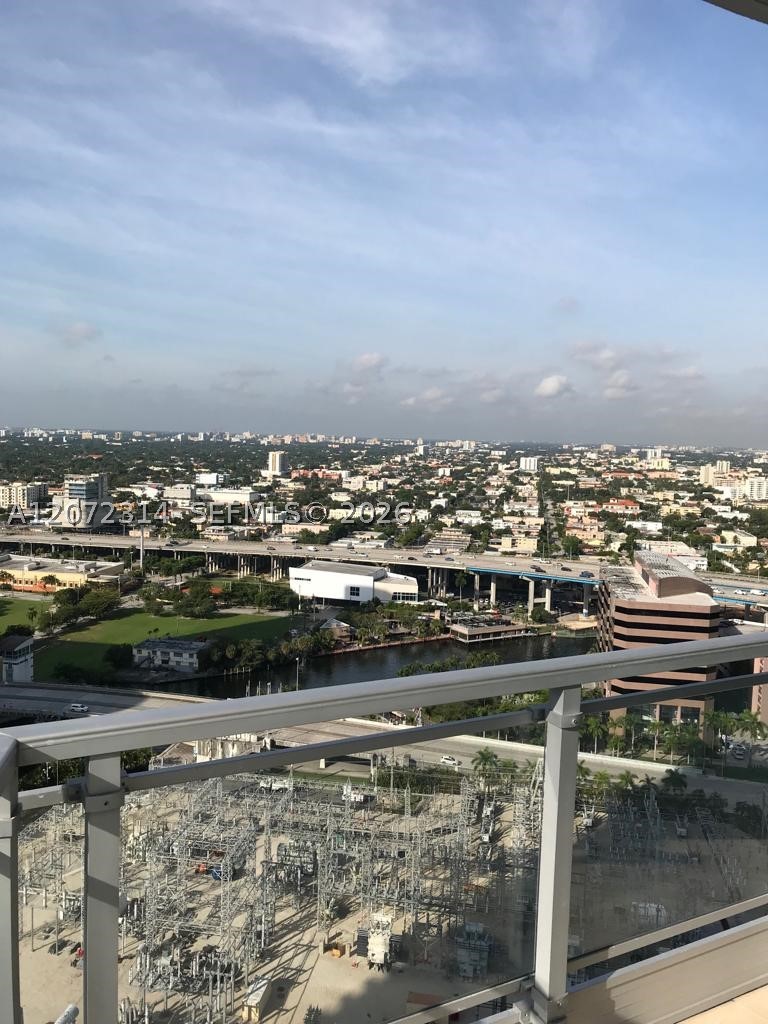 90 SW 3rd St #2911, Miami FL 33130
