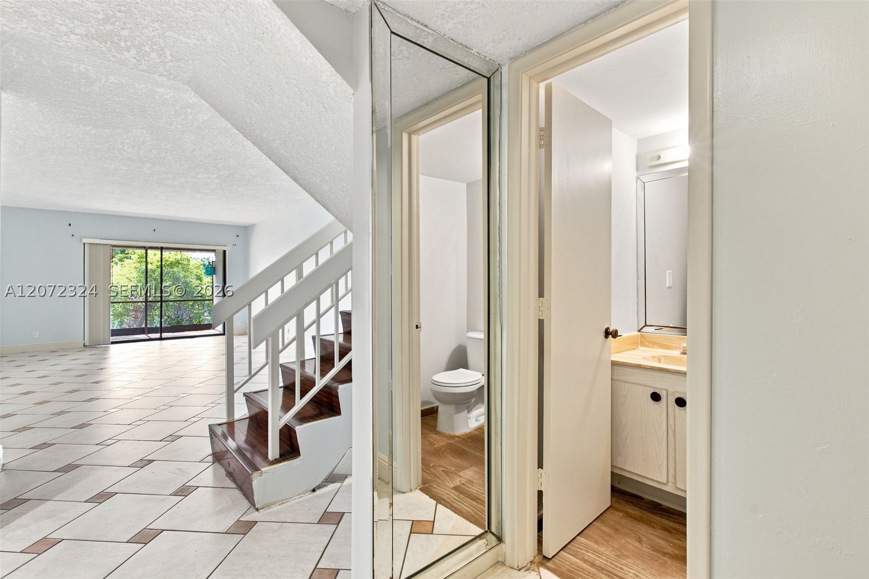 6511 Racquet Club Dr #46, Lauderhill FL 33319