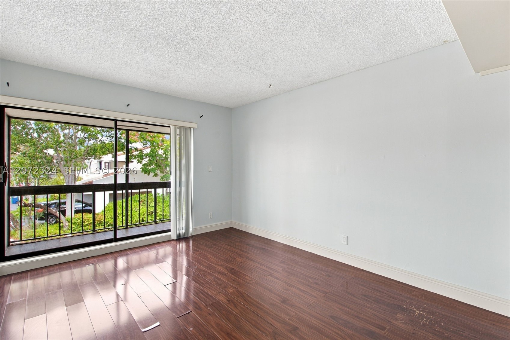 6511 Racquet Club Dr #46, Lauderhill FL 33319