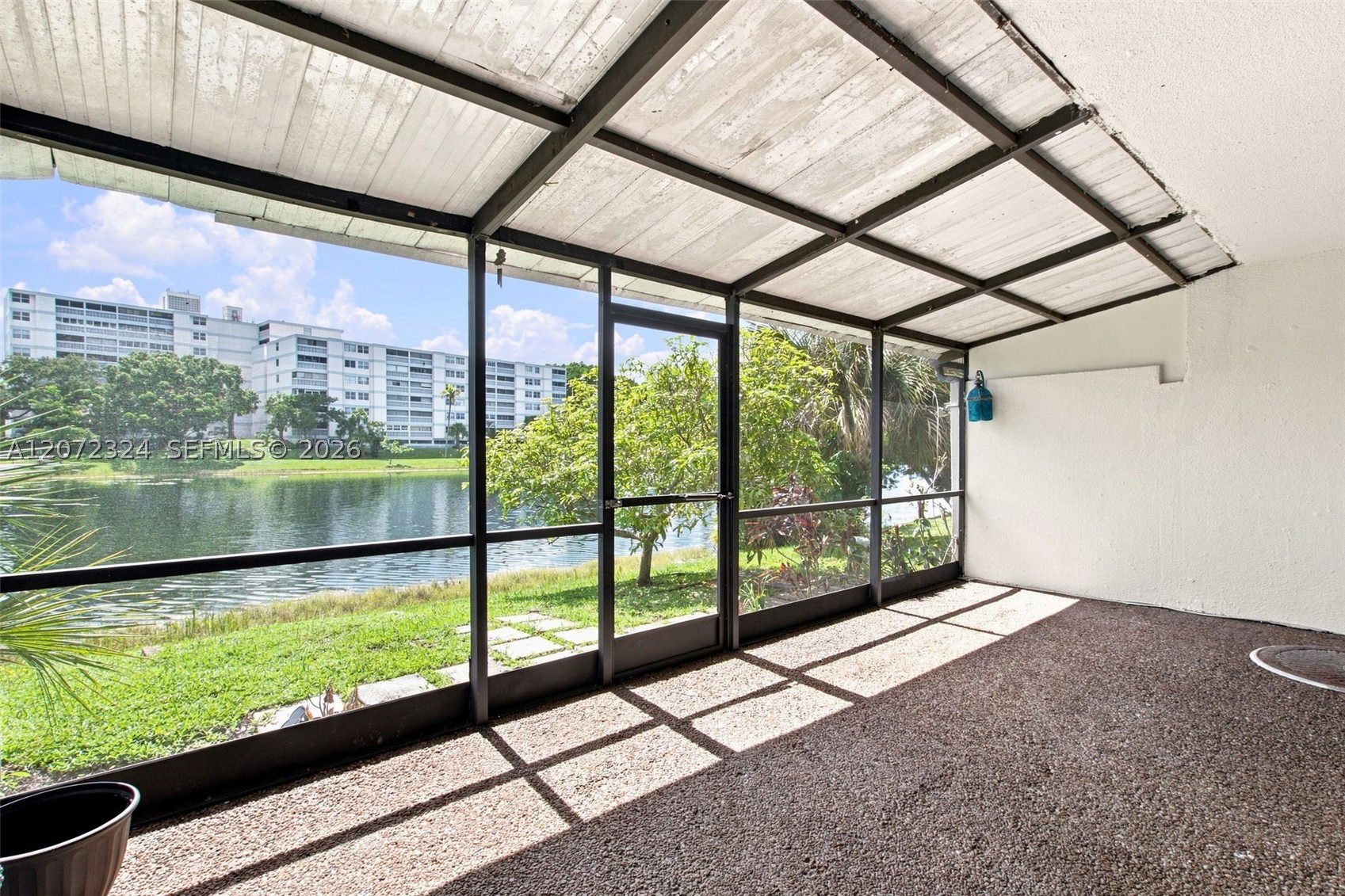 6511 Racquet Club Dr #46, Lauderhill FL 33319