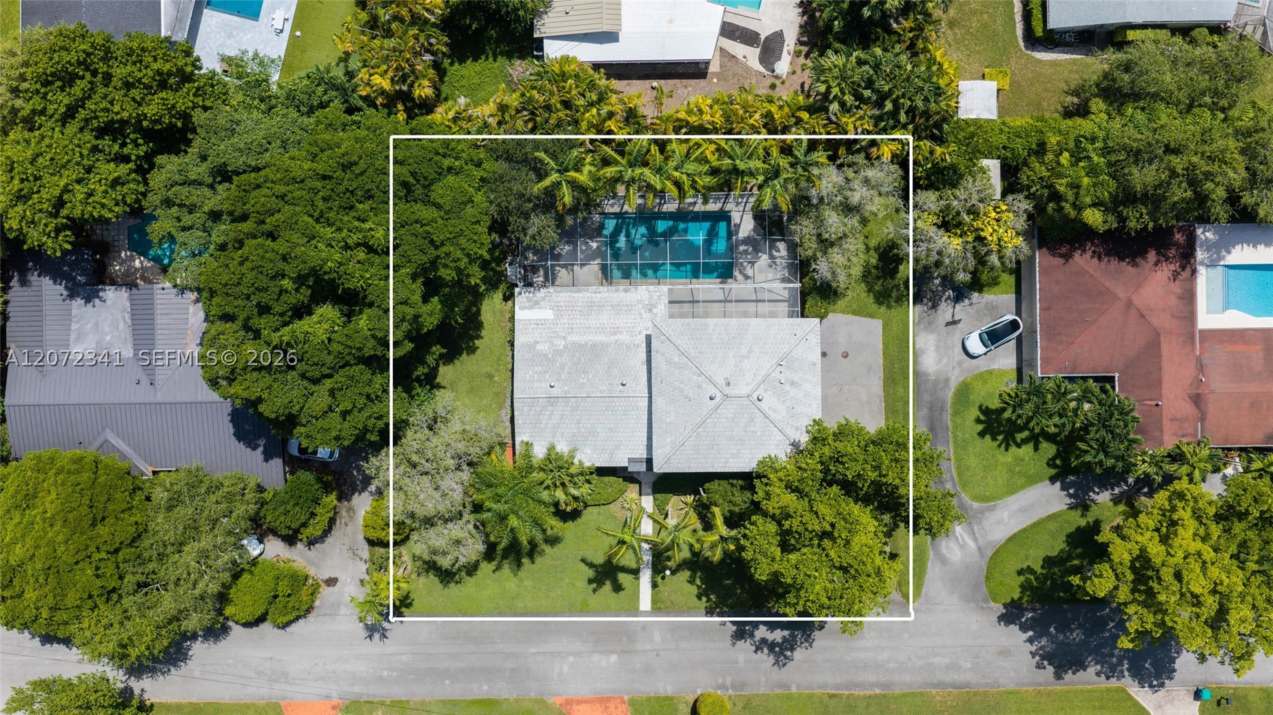 12555 SW 69th Ct, Pinecrest FL 33156