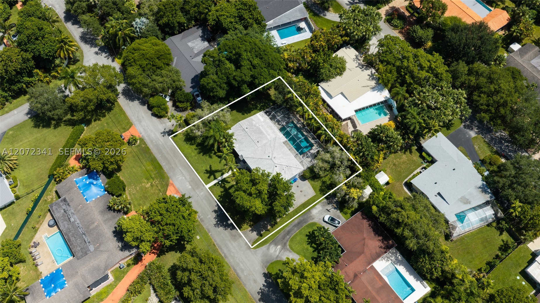 12555 SW 69th Ct, Pinecrest FL 33156