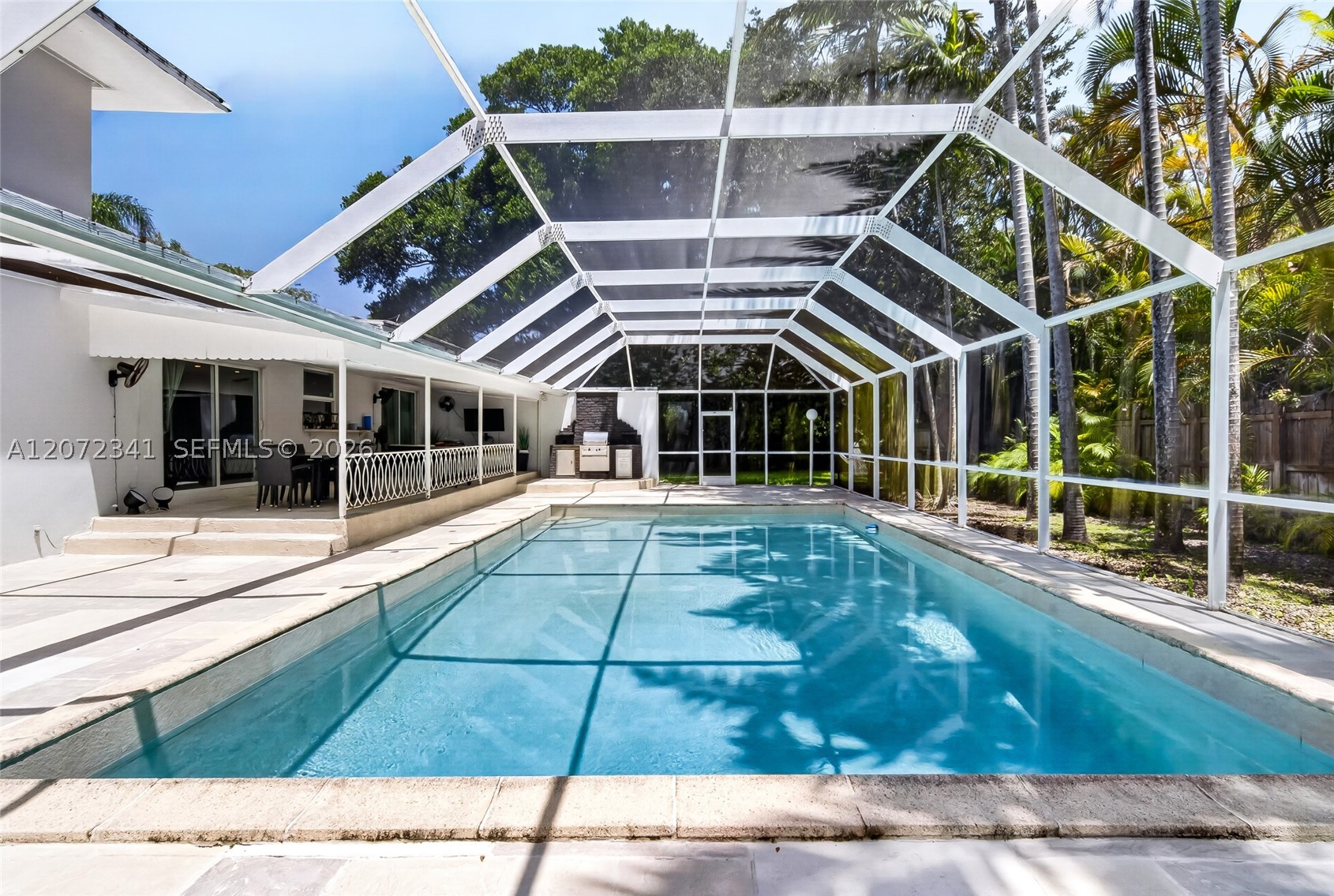 12555 SW 69th Ct, Pinecrest FL 33156