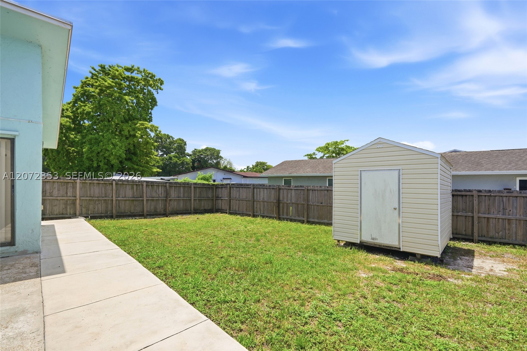 16604 SW 104th Ct, Miami FL 33157