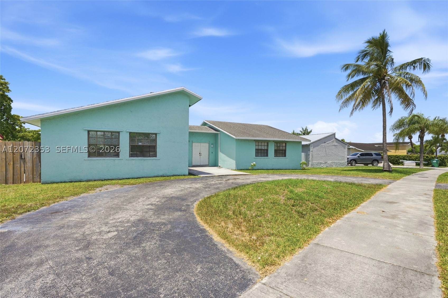 16604 SW 104th Ct, Miami FL 33157