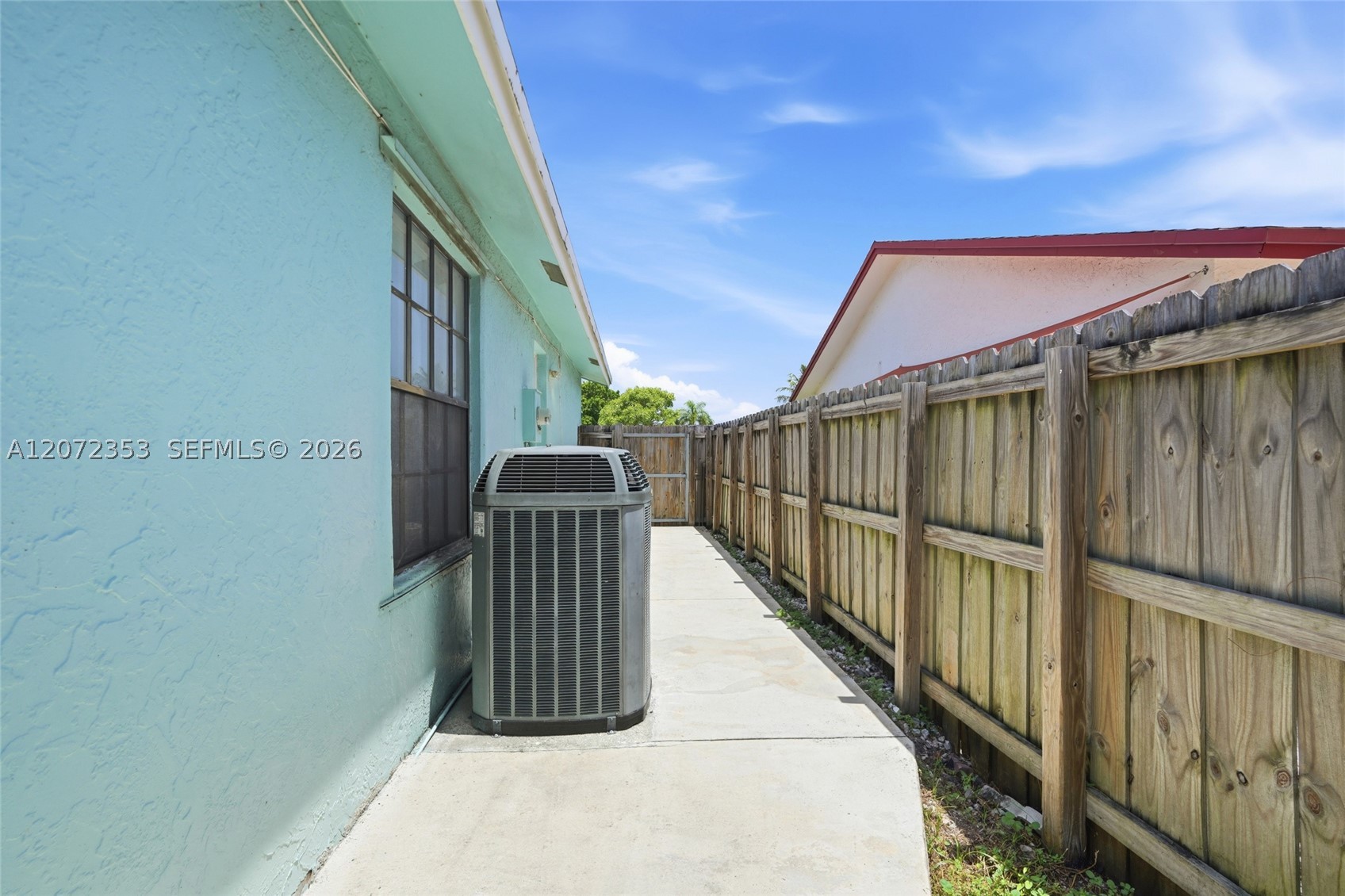 16604 SW 104th Ct, Miami FL 33157