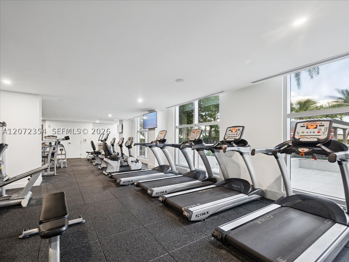 1776 Polk St #1703, Hollywood FL 33020