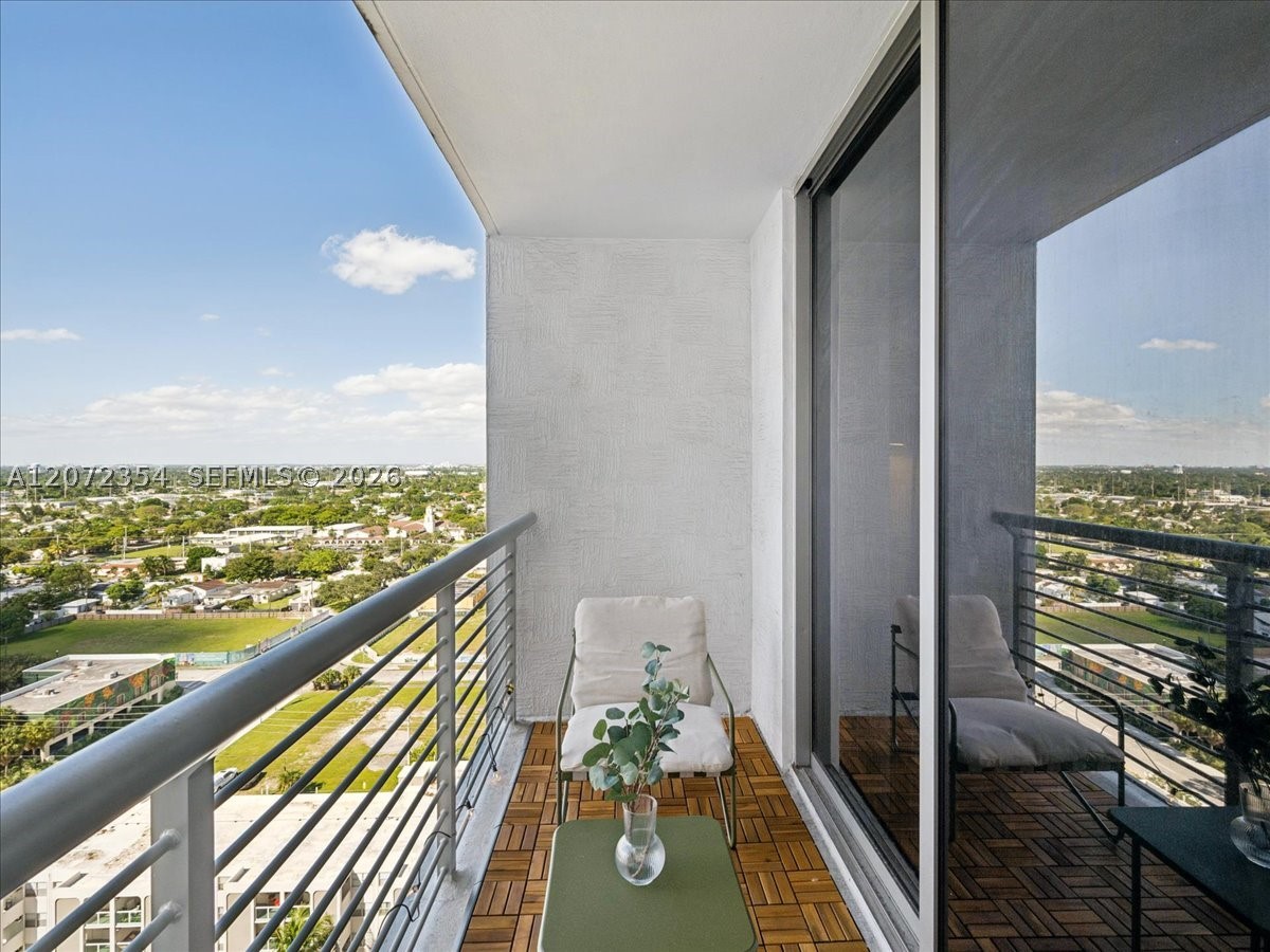 1776 Polk St #1703, Hollywood FL 33020
